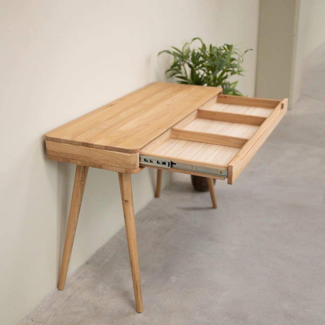 Bureau console en bois massif de chêne Escandi Atelier – NordicStory - Image 6