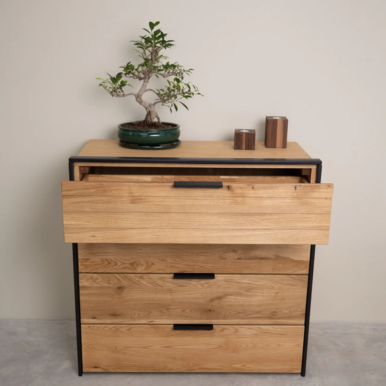 Commode en bois massif de chêne Runa – NordicStory - Image 3