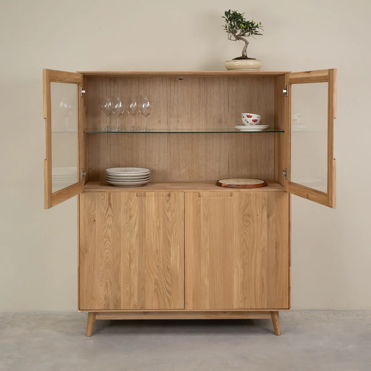 Buffet vitrine en bois massif de chêne Escandi Atelier 3 - NordicStory - Image 6