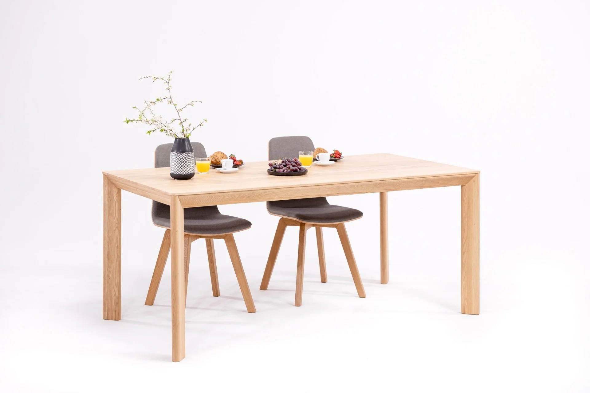 Table à manger extensible en bois massif DITA - VESKOR - Image 4