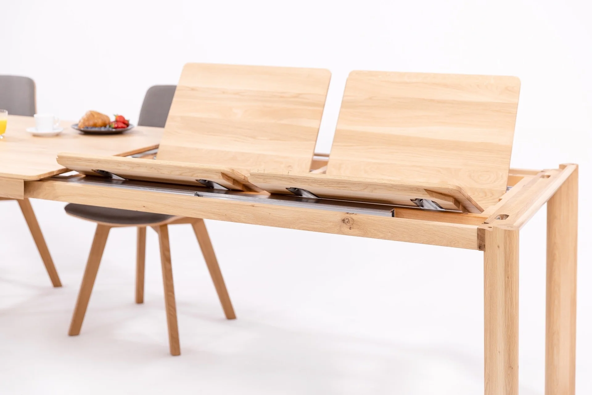 Table à manger extensible en bois massif DITA - VESKOR - Image 6