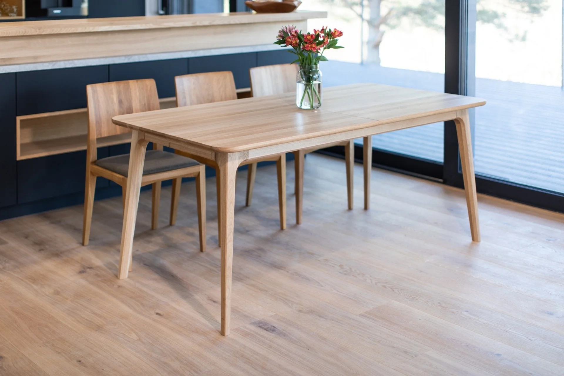 Table à manger extensible en bois massif TOKIO - VESKOR - Image 5