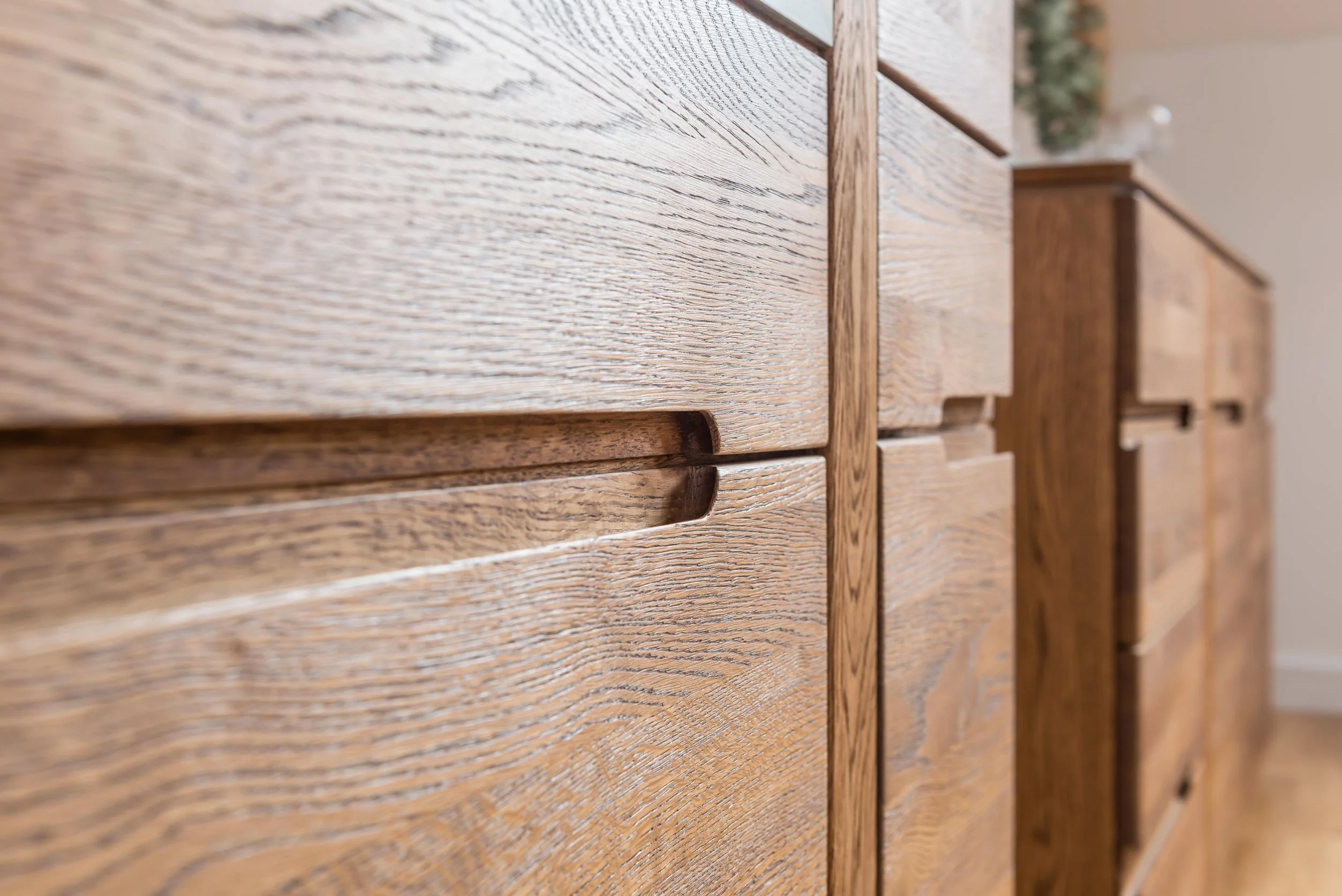 Vitrine en bois de chêne Monténégro 15 - LoftStory - Image 4
