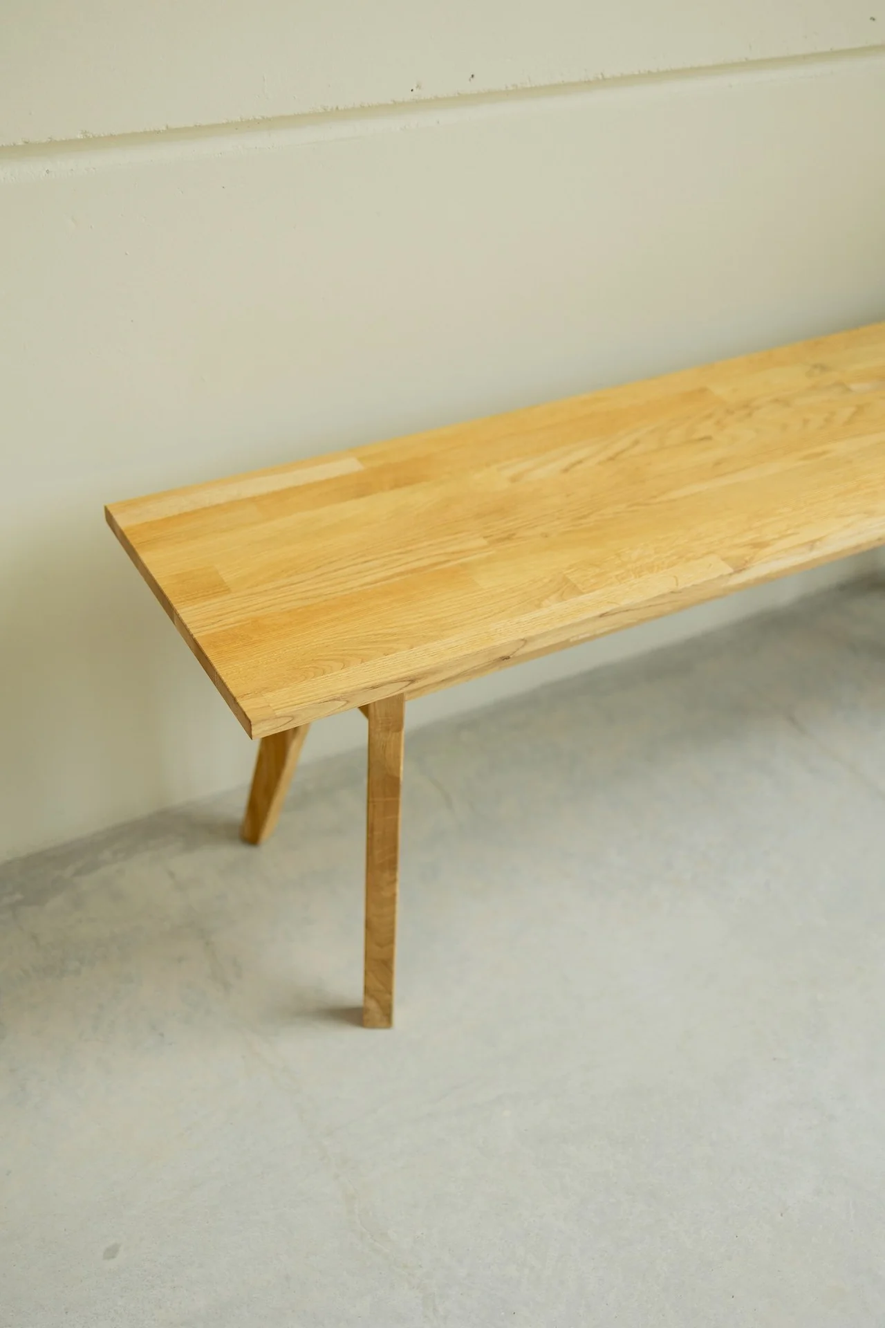 Banc en bois massif de chêne Harold – NordicStory - Image 4