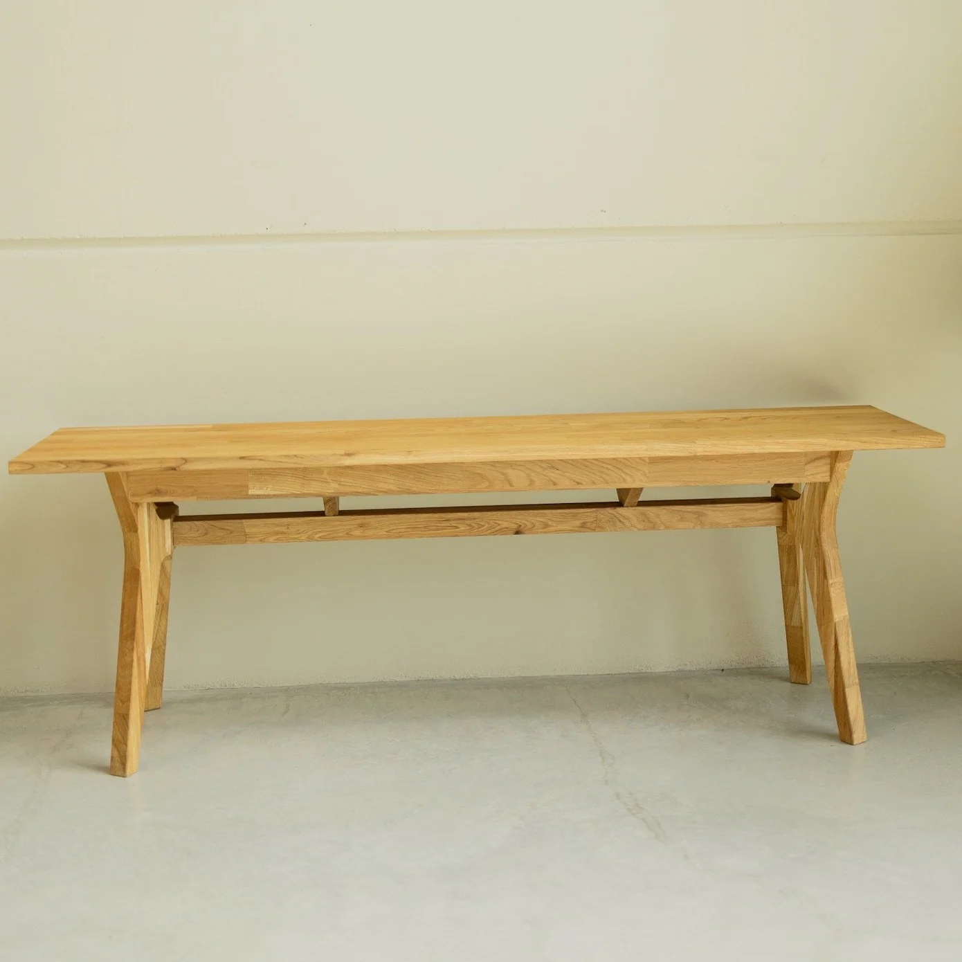 Banc en bois massif de chêne Harold – NordicStory - Image 5