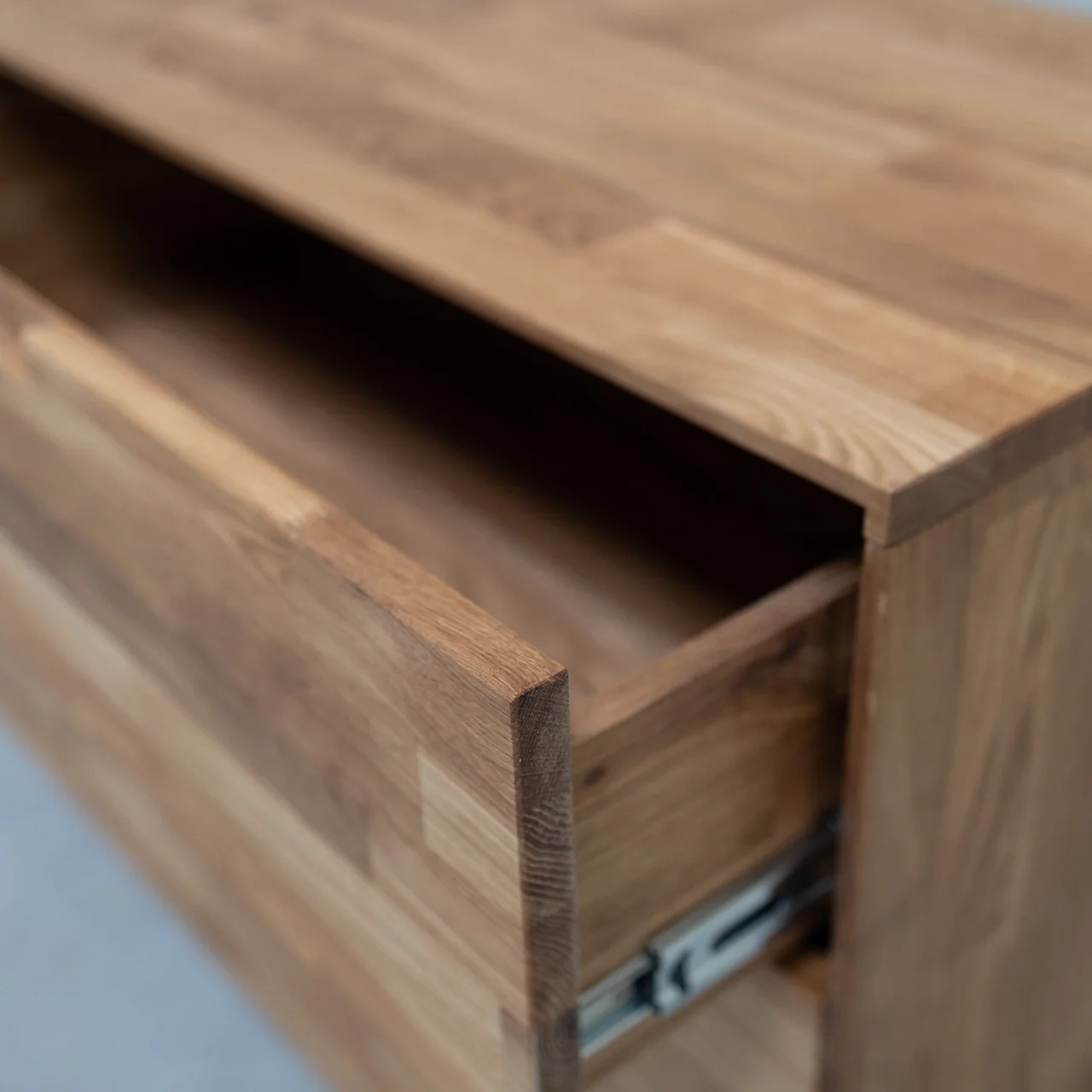 Buffet commode en bois massif de chêne Escandi 4 - NordicStory - Image 7