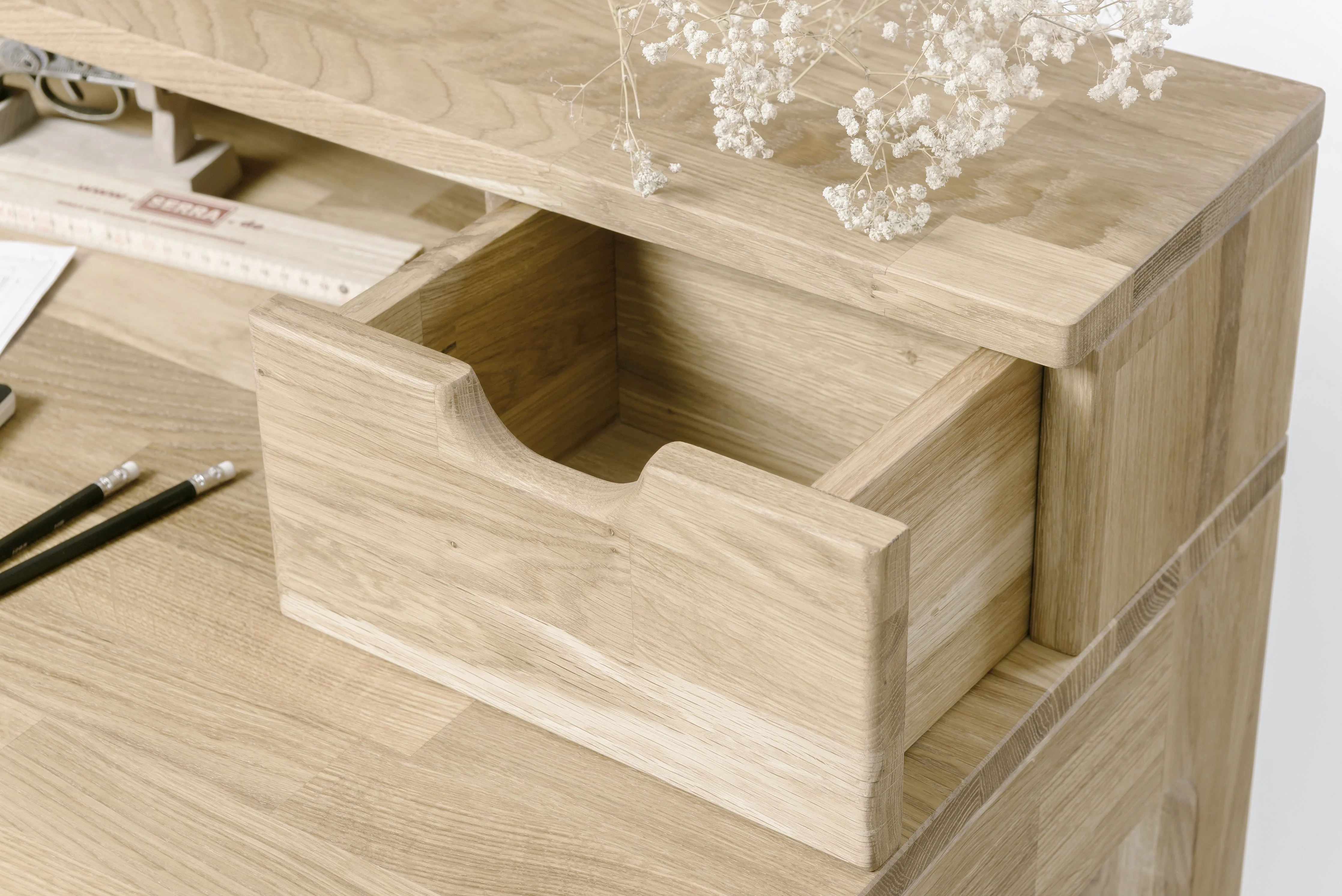 Bureau console en bois massif de chêne Axel II – NordicStory - Image 9