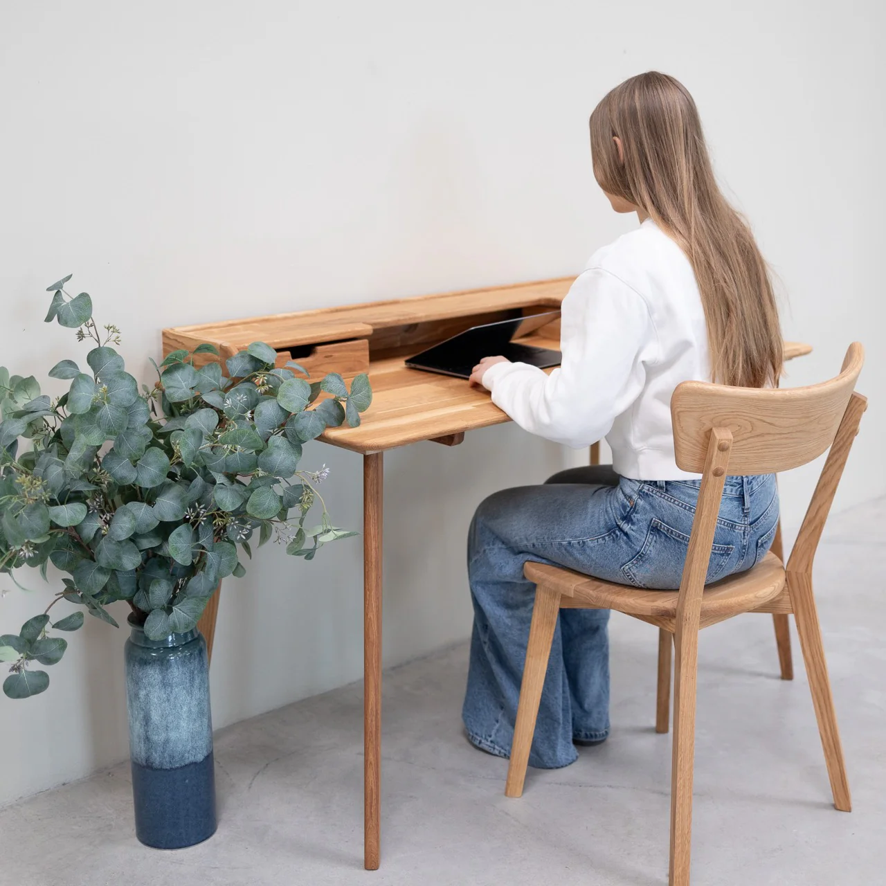 Bureau en bois massif de chêne Ana - NordicStory - Image 8