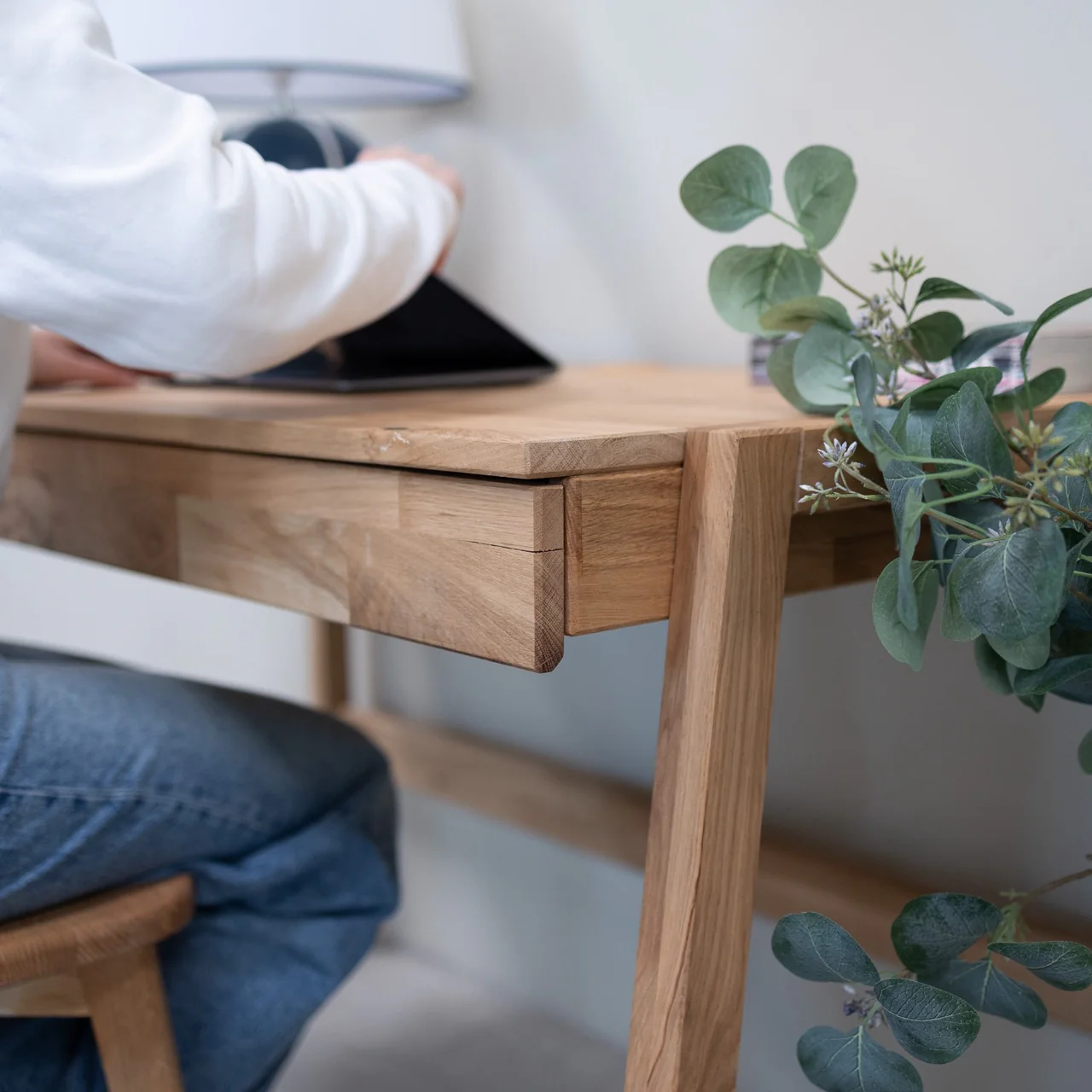 Bureau en bois massif de chêne Eric - NordicStory - Image 12