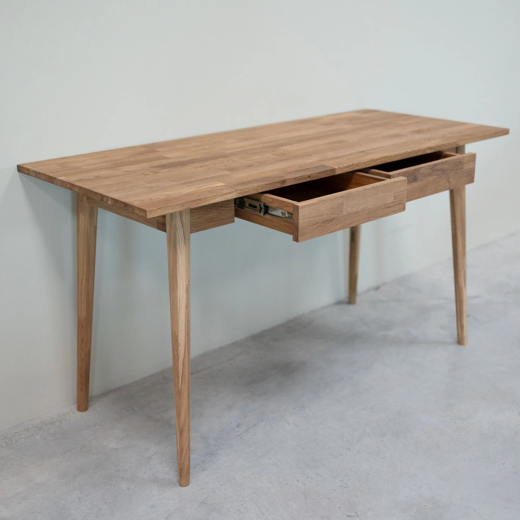 Bureau en bois massif de chêne Escandi 1 - NordicStory - Image 3
