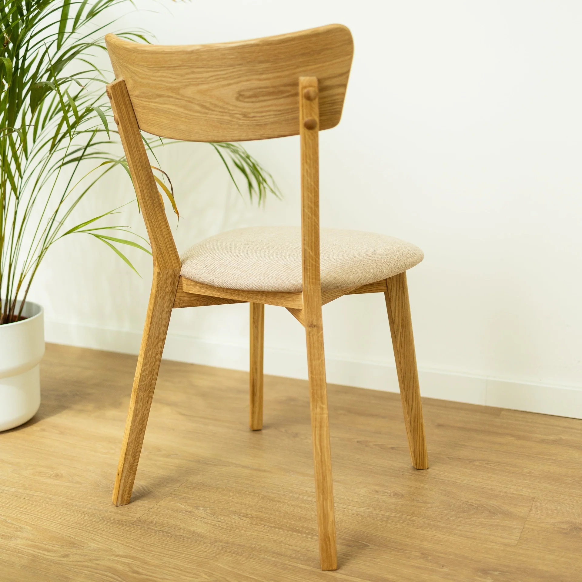 Chaise de salle à manger en bois massif de chêne Diana, revêtement Beige – Lot de 2 ou 4 chaises - NordicStory - Image 6