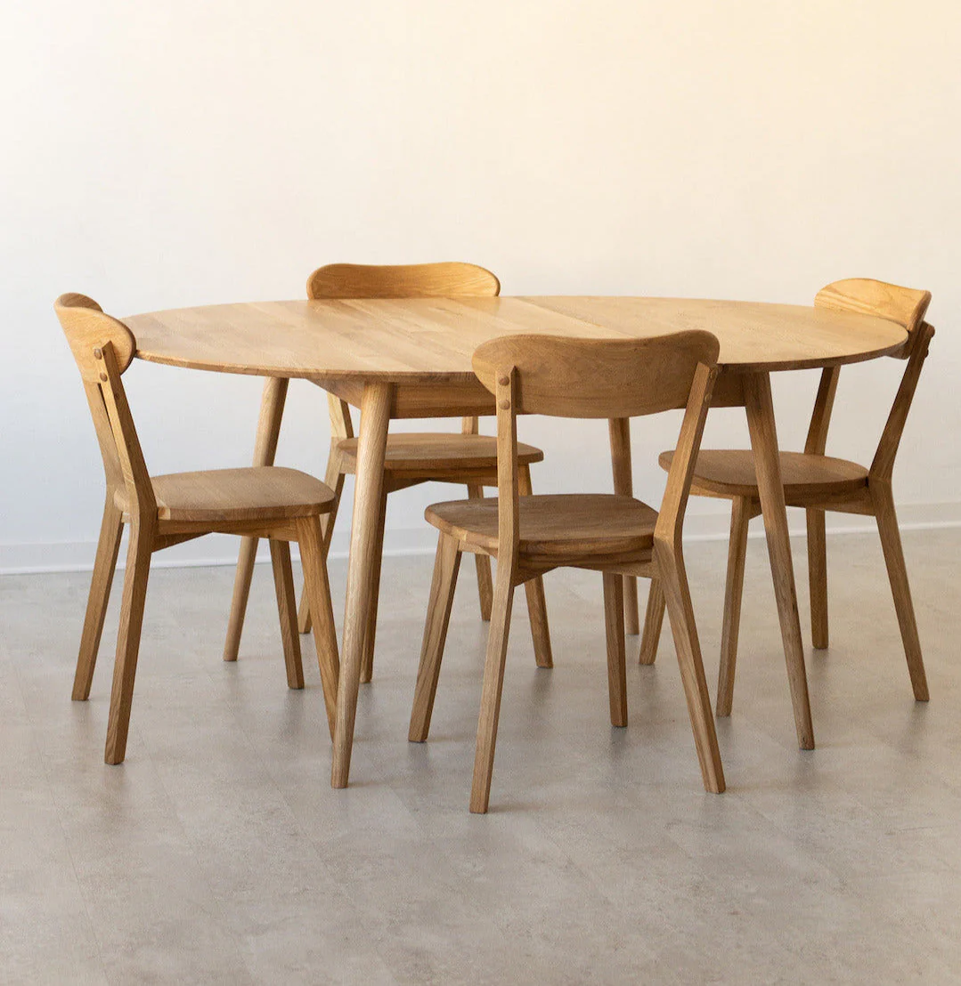 Chaise de salle à manger en bois massif de chêne Isku – Lot de 2 ou 4 chaises - NordicStory - Image 8