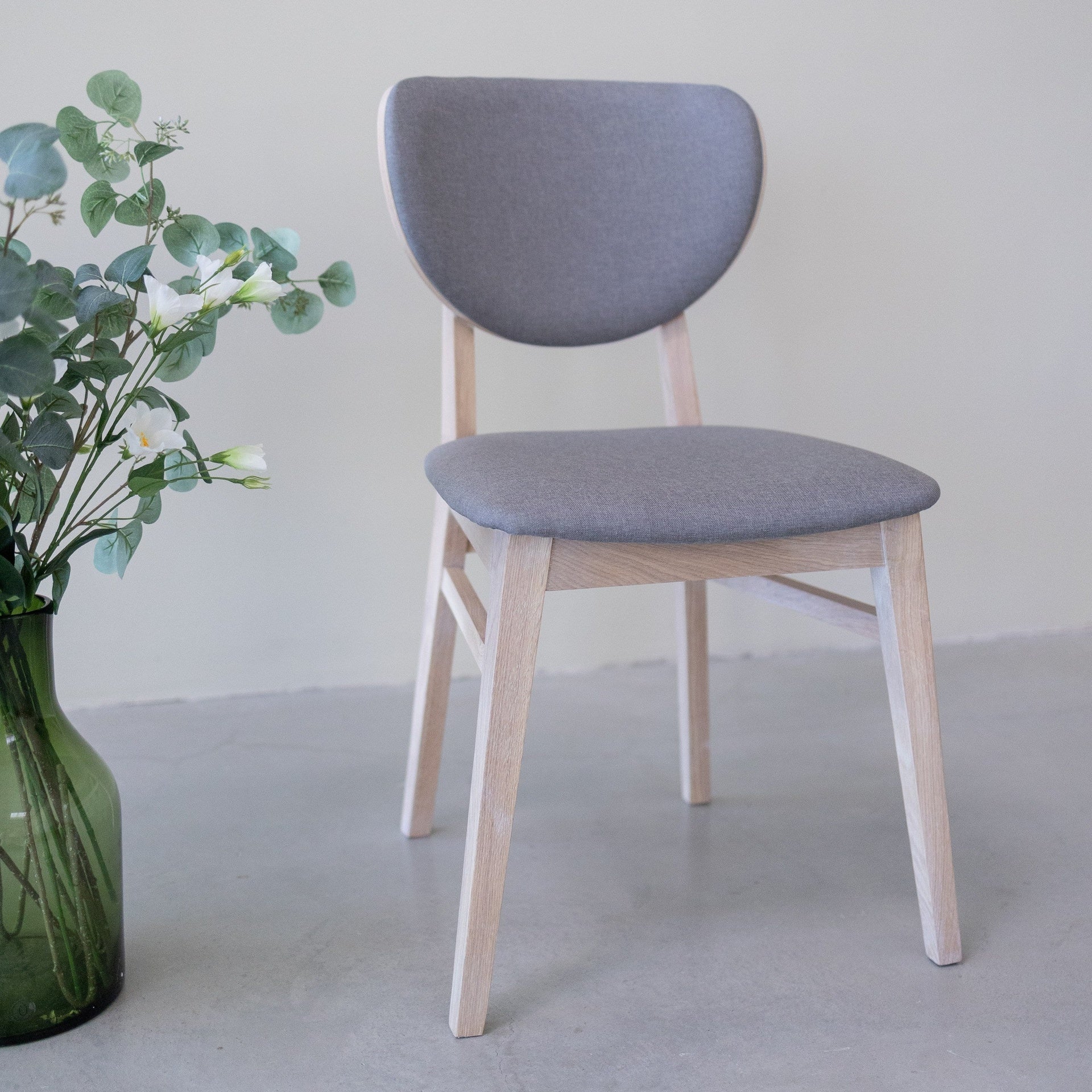 Chaise de salle à manger en bois massif de chêne blanchi Nova – Lot de 2 ou 4 chaises - NordicStory - Image 8