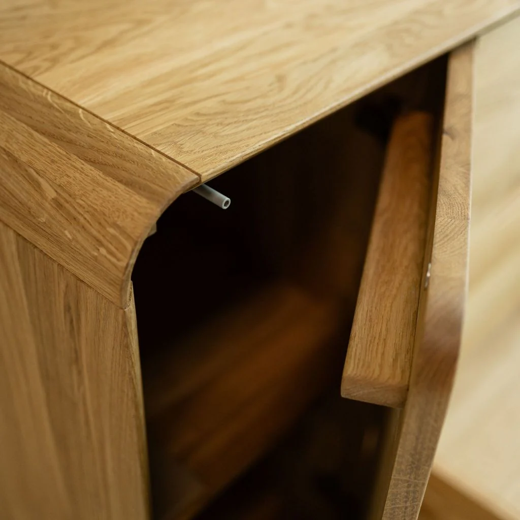 Commode en bois massif de chêne Alina – NordicStory - Image 8
