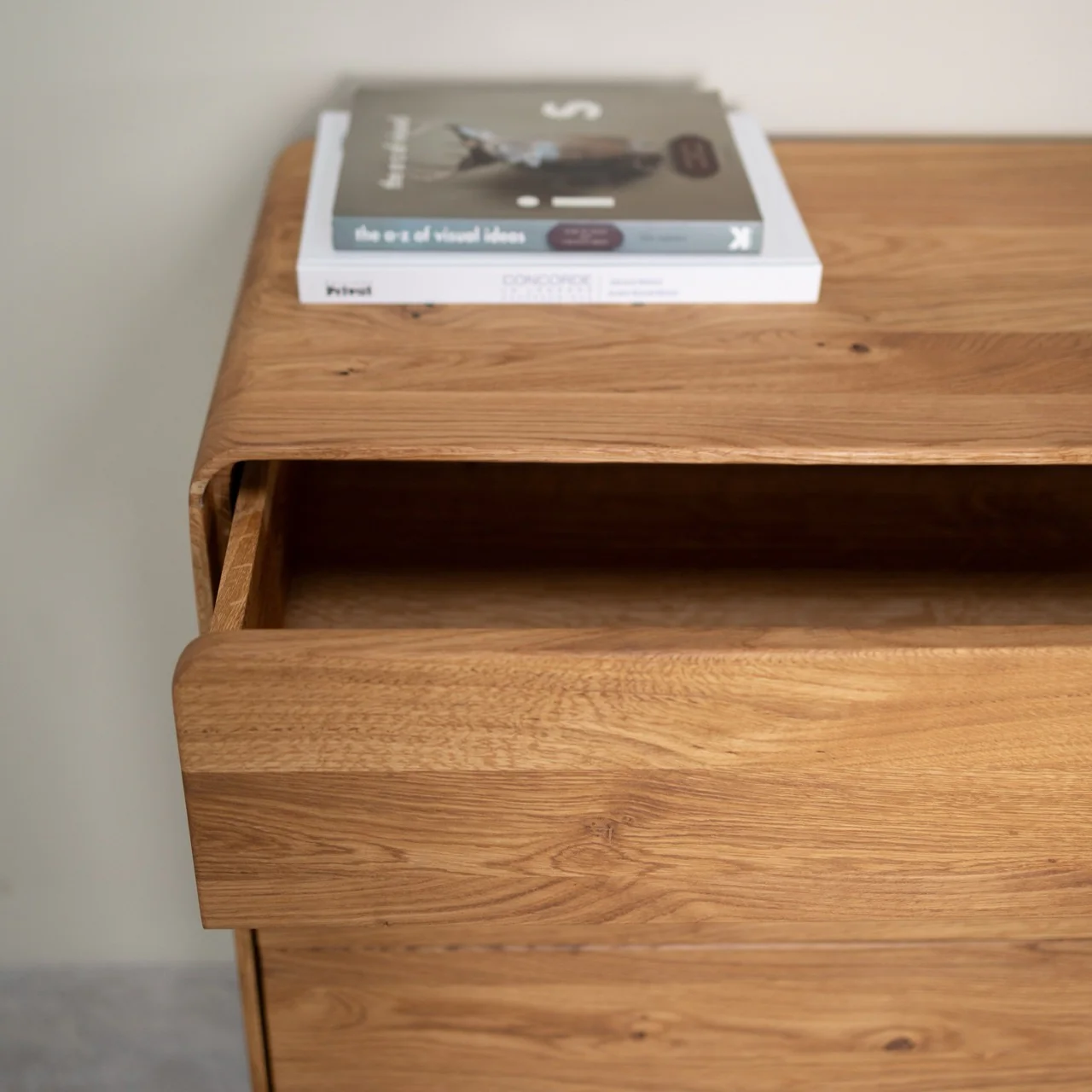 Commode en bois massif de chêne Genève 3 - NordicStory - Image 7