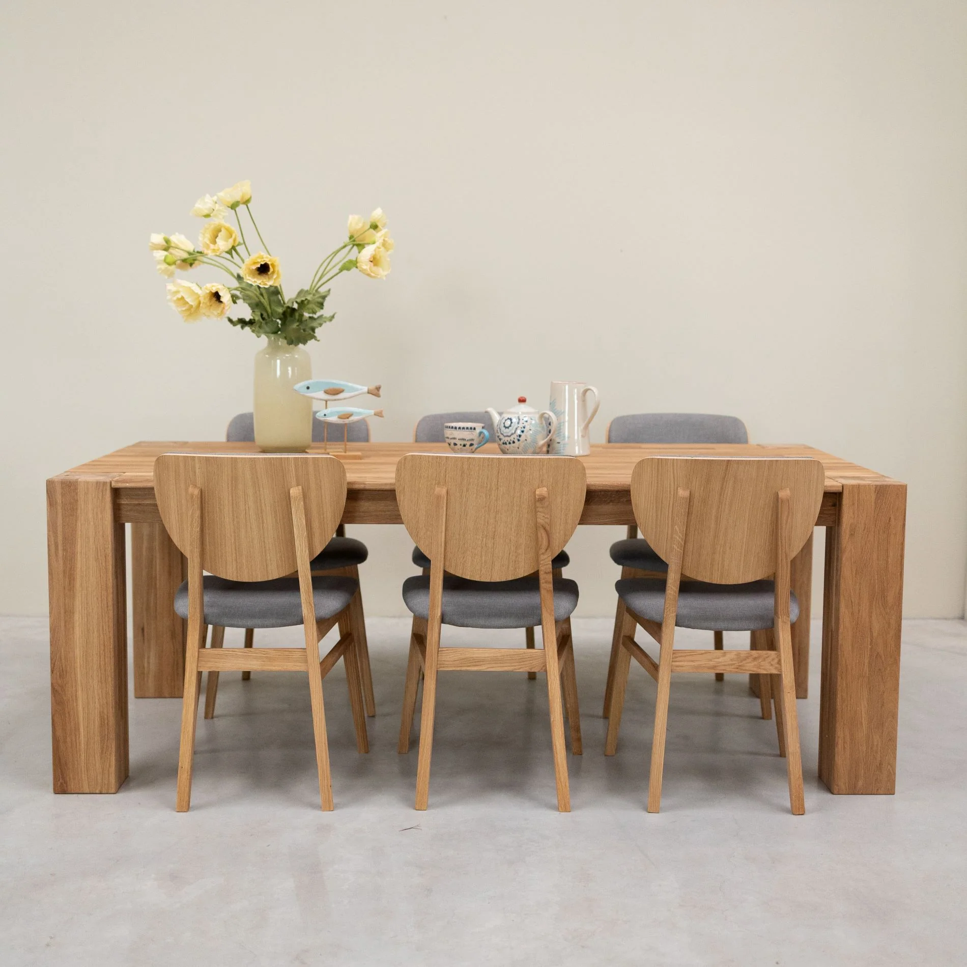 Table à manger en bois massif de chêne Mauritz 3 - NordicStory - Image 7