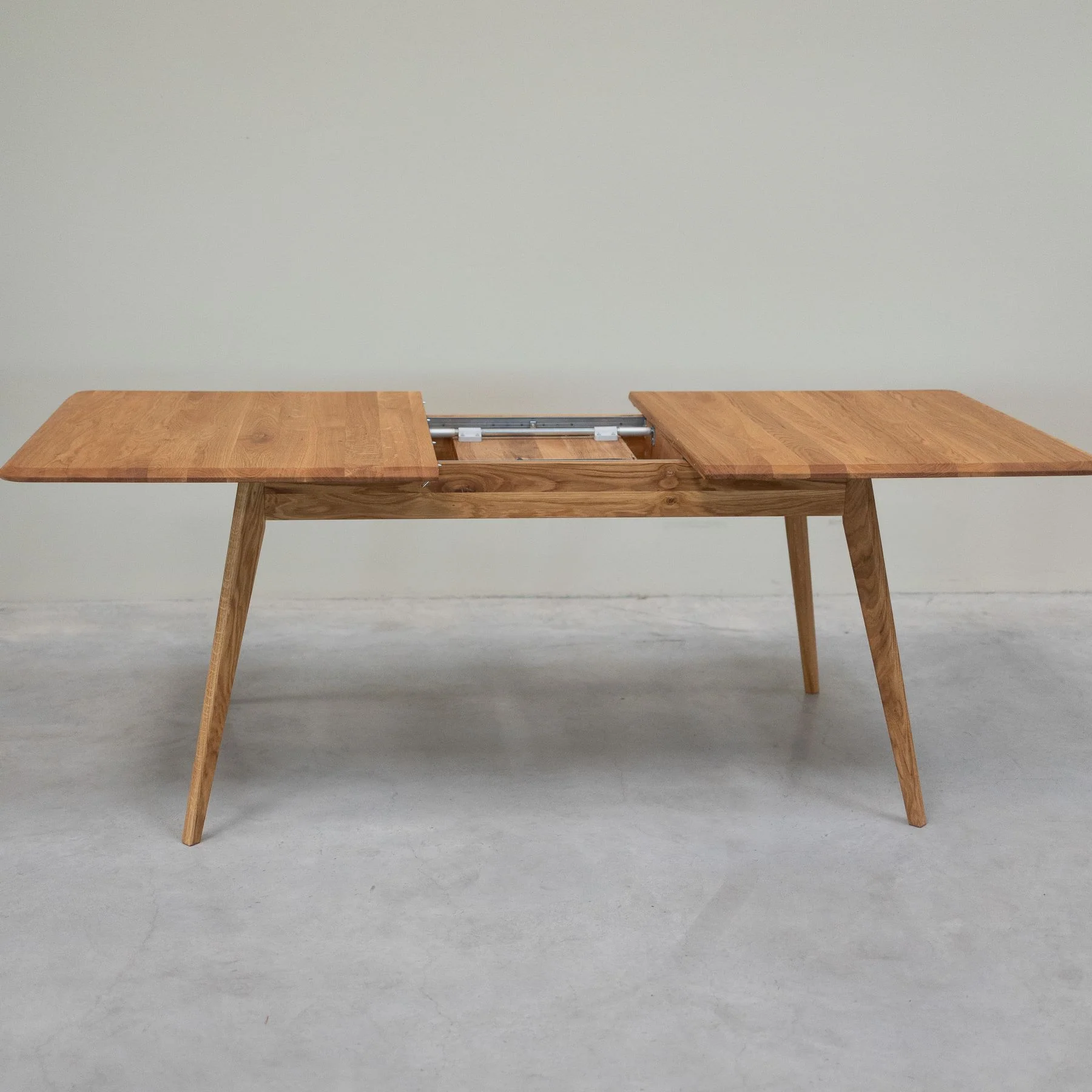 Table à manger extensible en bois massif de chêne Genève - NordicStory - Image 4