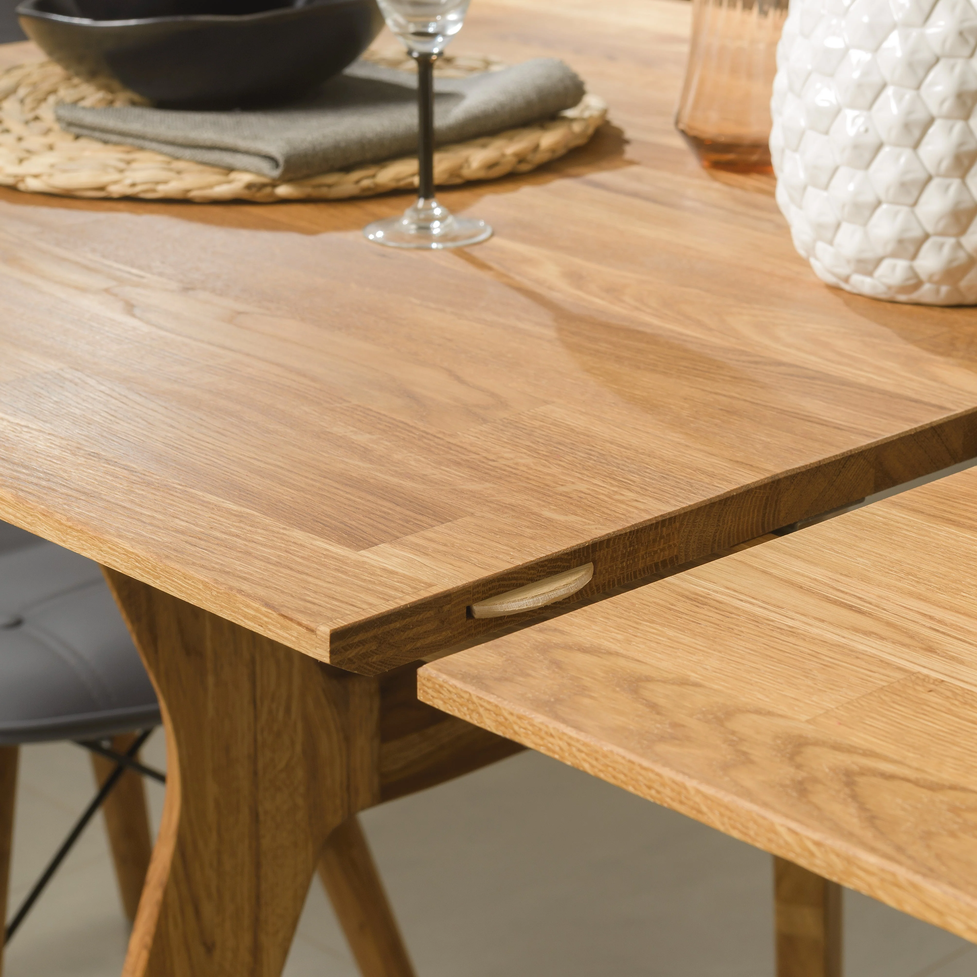 Table à manger extensible en bois massif de chêne Harold - NordicStory - Image 13