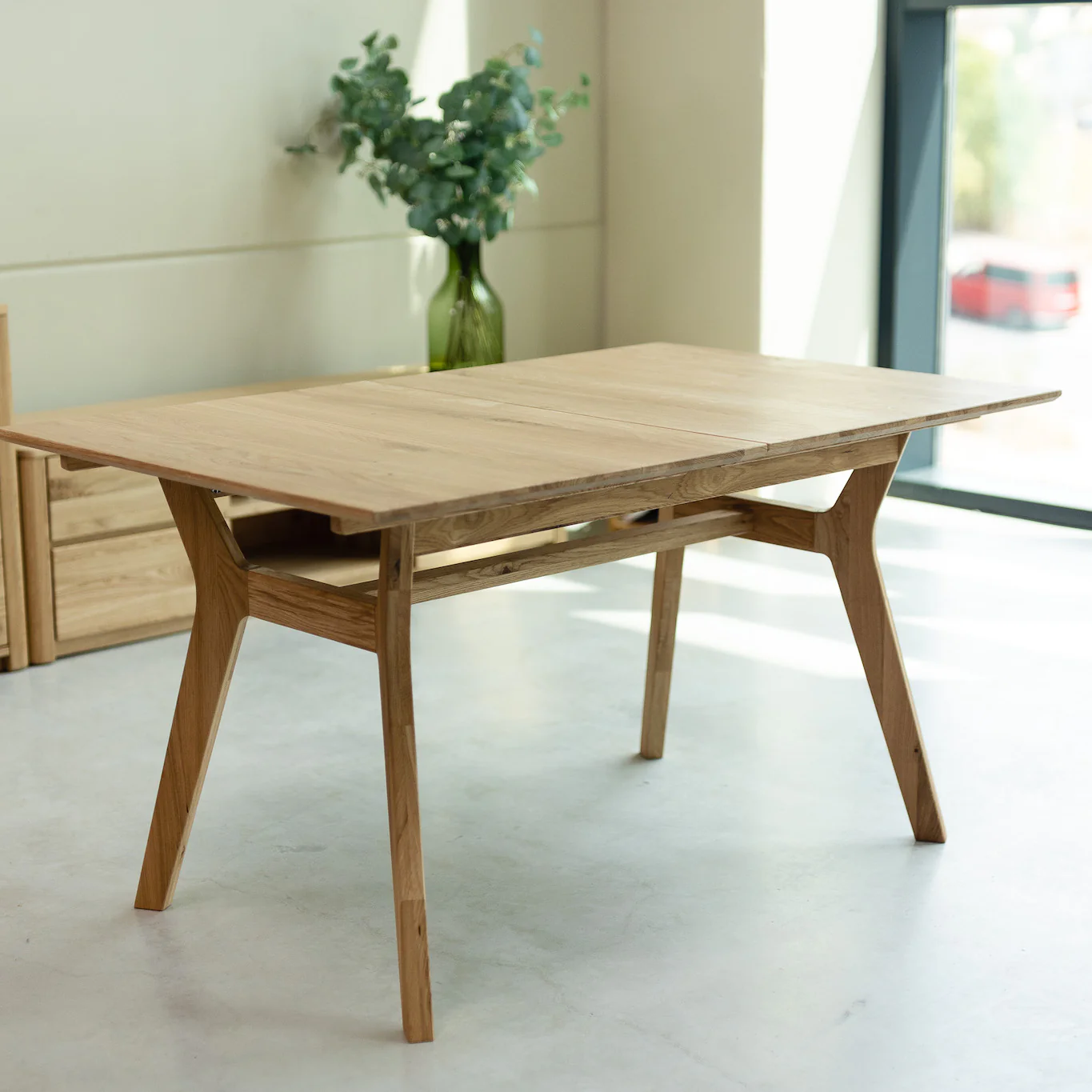 Table à manger extensible en bois massif de chêne Harold - NordicStory - Image 5