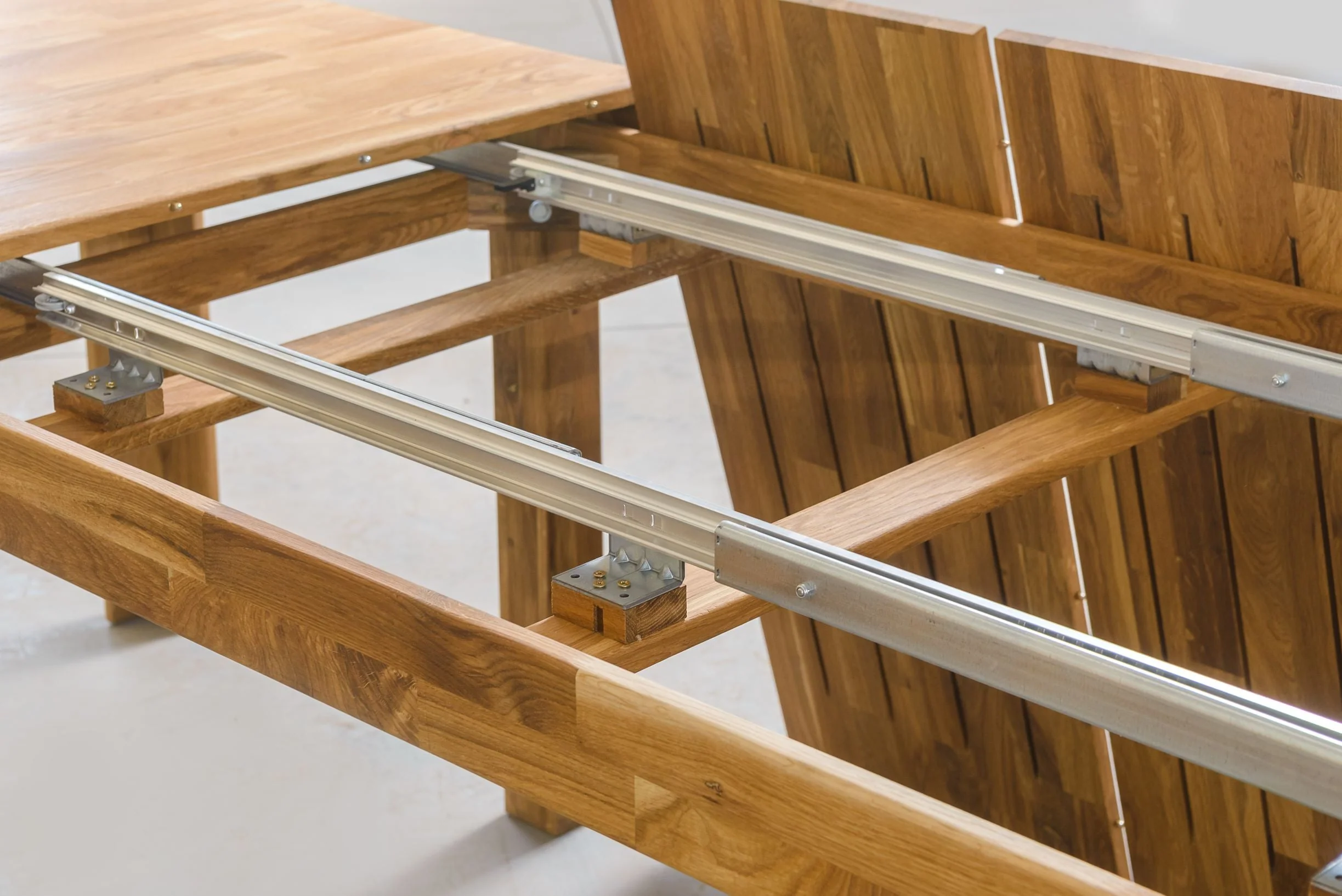 Table à manger extensible en chêne massif XL - NordicStory - Image 11
