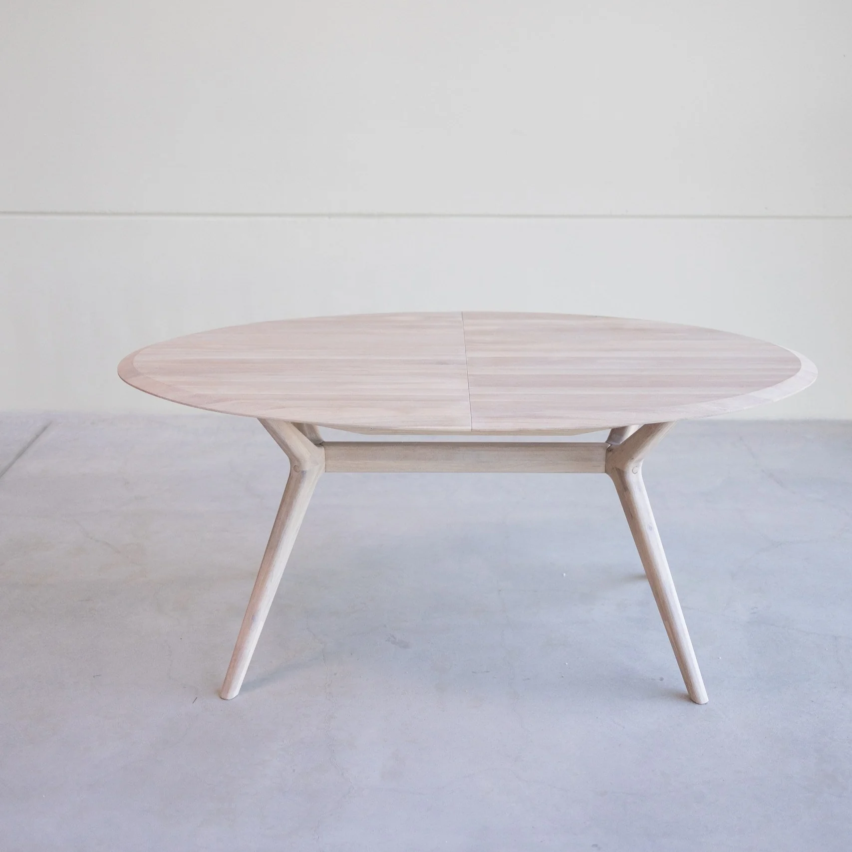Table à manger extensible en bois massif de chêne Carmen - NordicStory - Image 12
