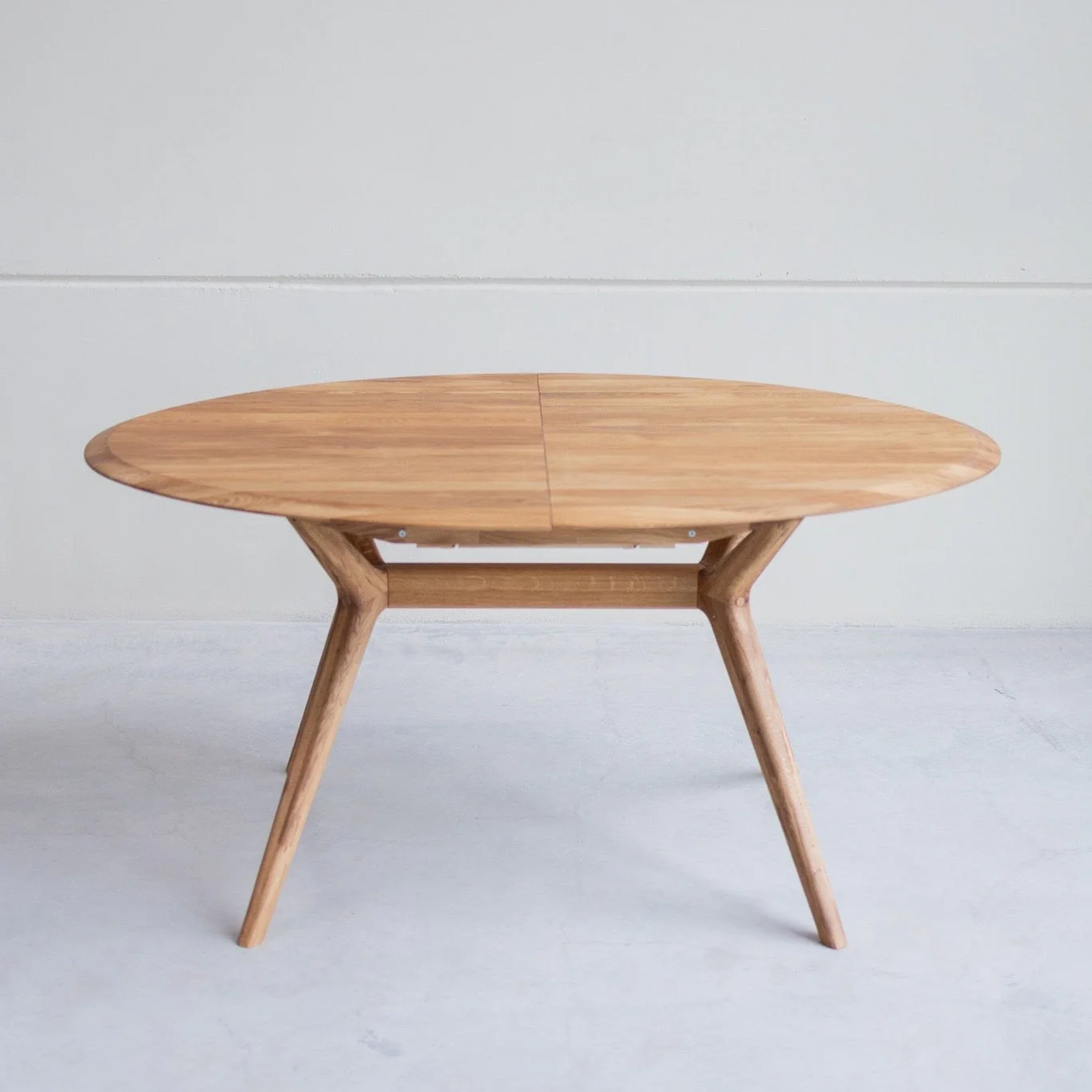 Table à manger extensible en bois massif de chêne Carmen - NordicStory - Image 3