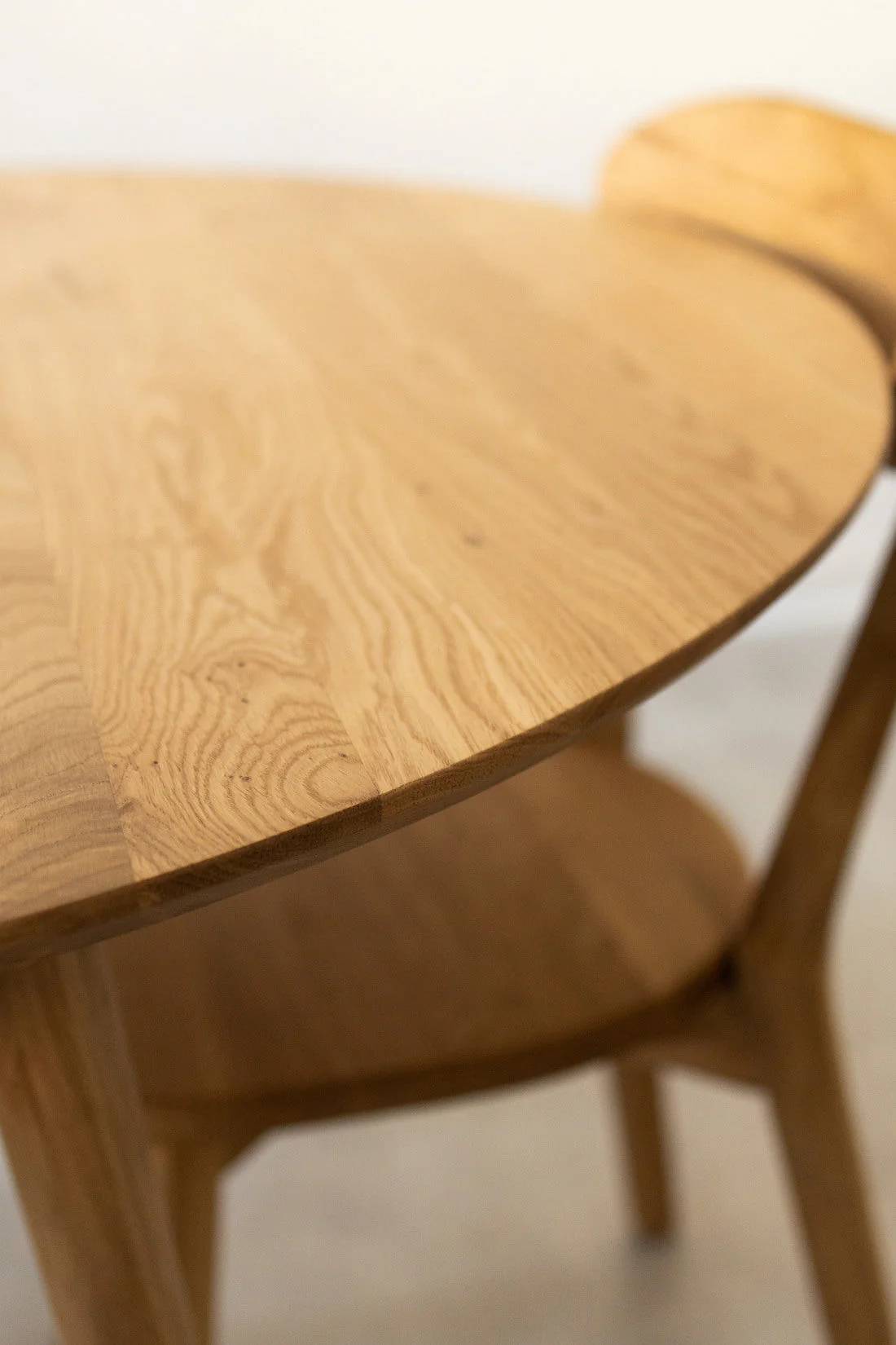 Table à manger ronde extensible en chêne massif Escandi 3 - NordicStory - Image 12