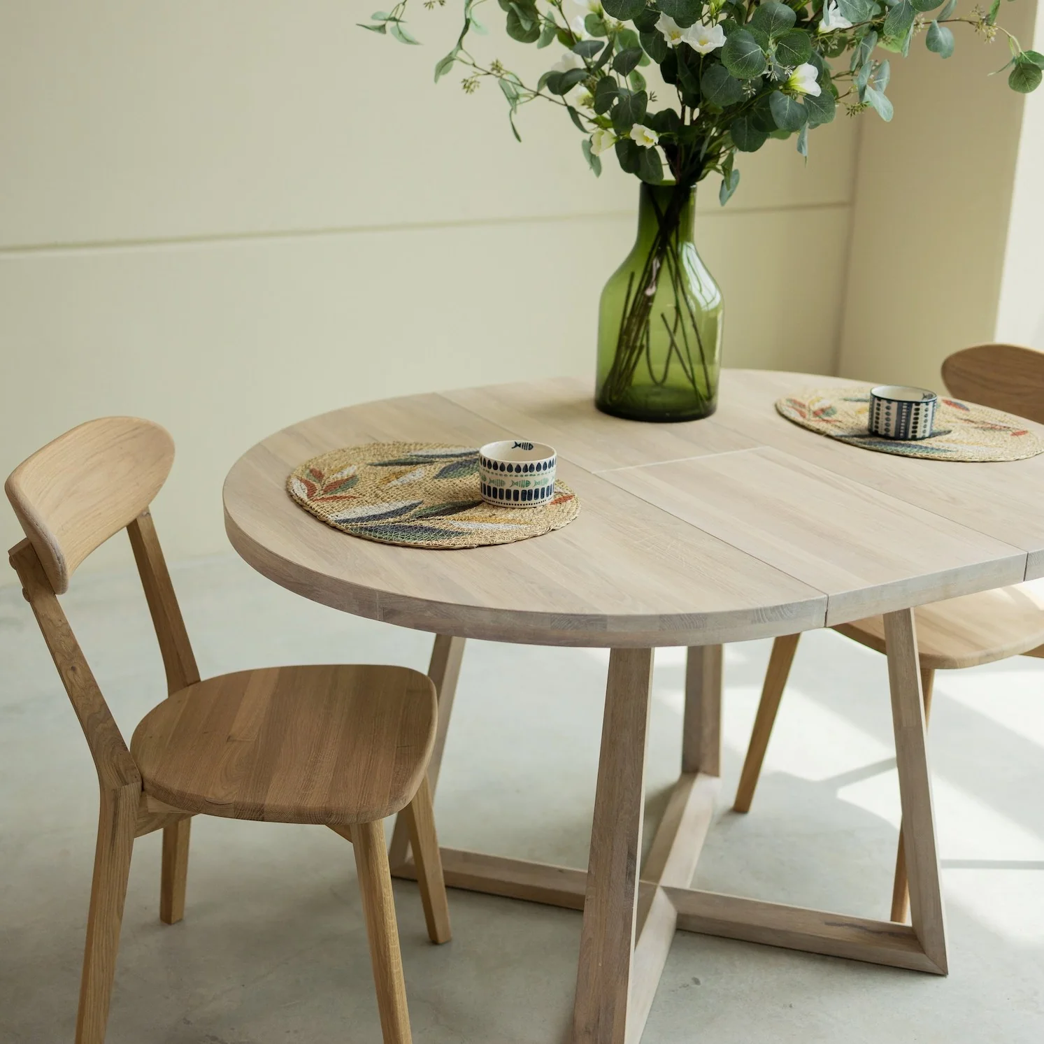 Table à manger ronde extensible en chêne massif MOBY - NordicStory - Image 11