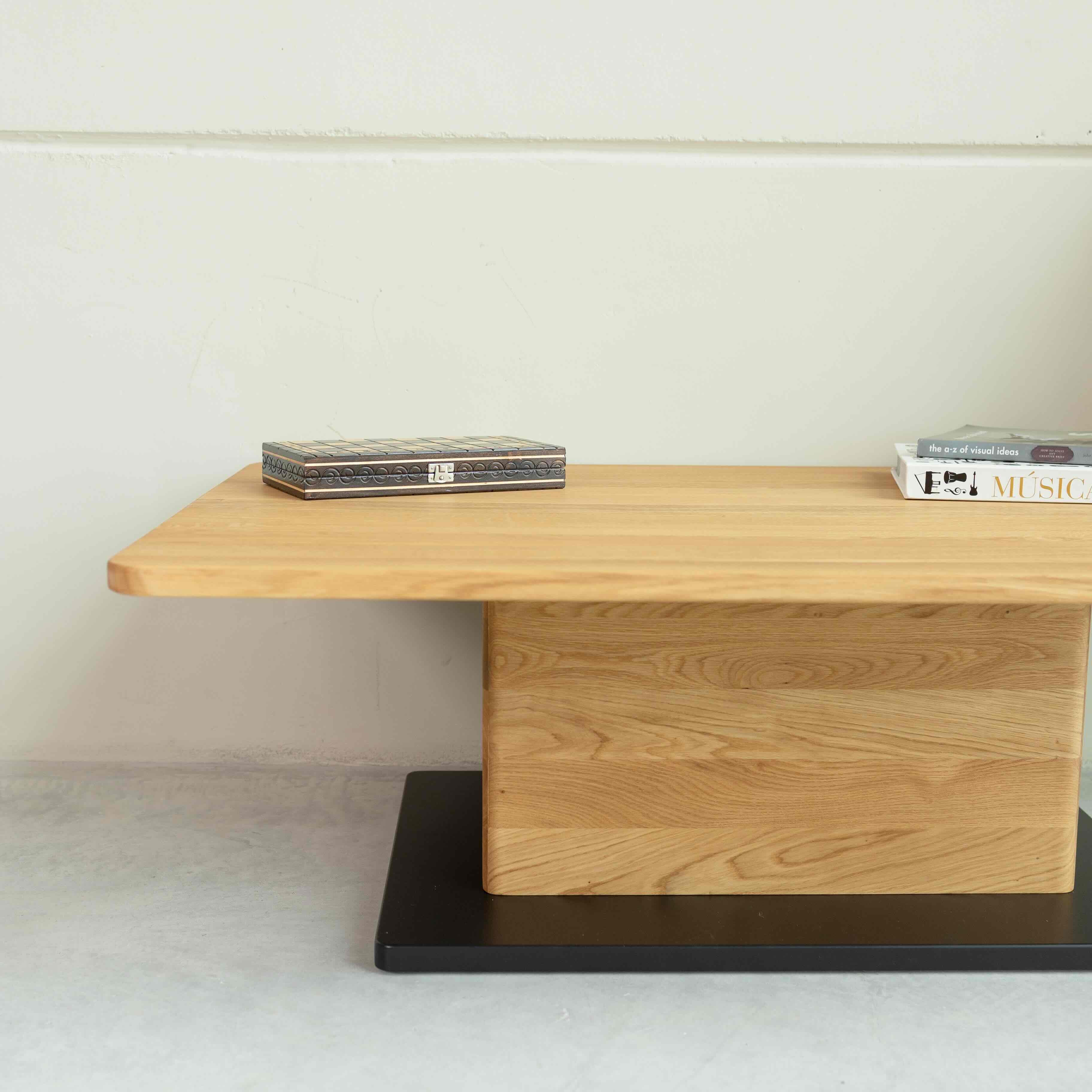 Table basse en bois massif de chêne Bremen - NordicStory - Image 4