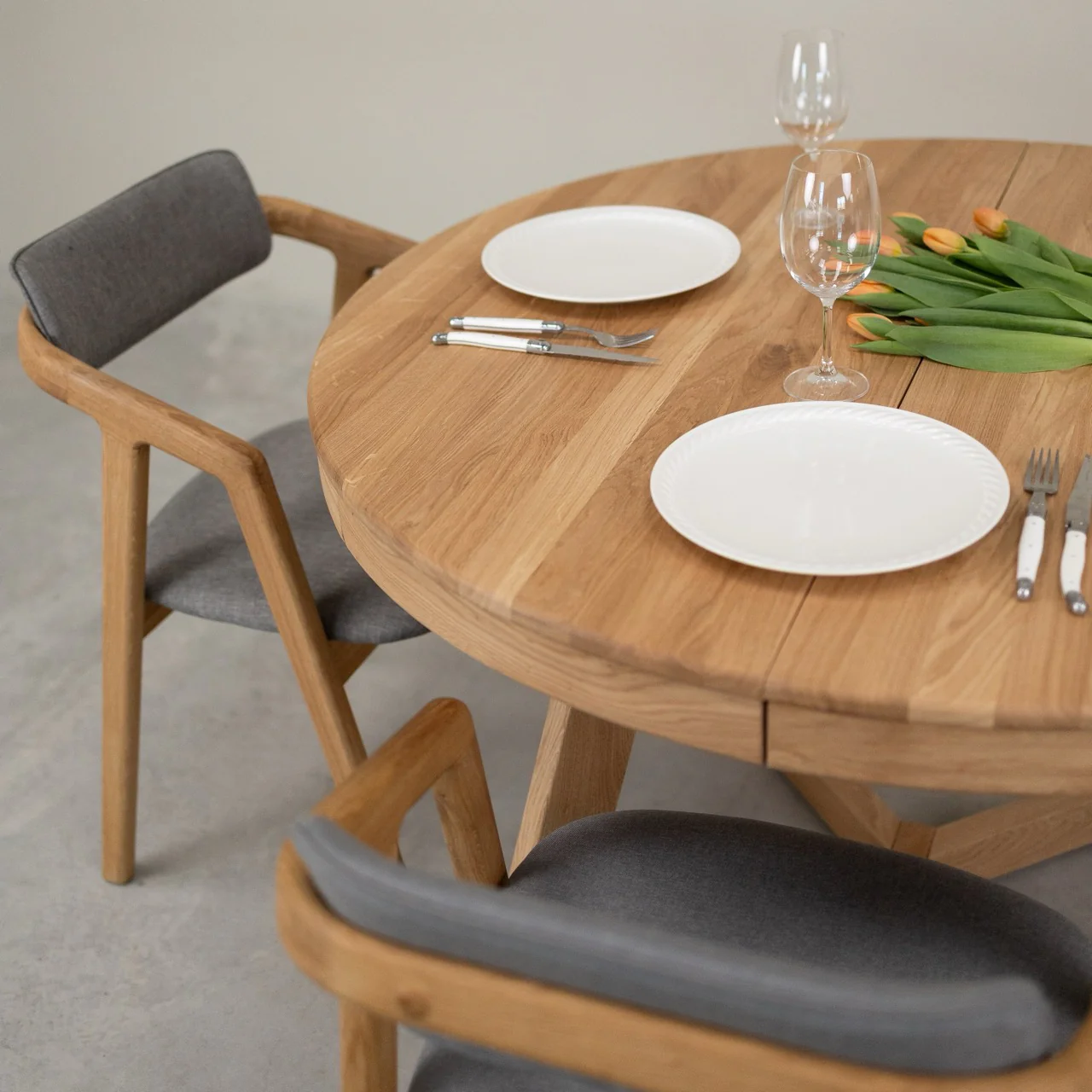 Table à manger ronde extensible en chêne massif Valence - NordicStory - Image 15