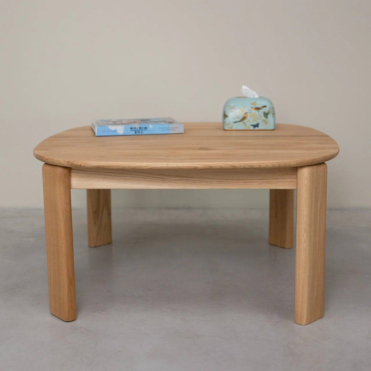 Table basse en bois massif de chêne Victoria - NordicStory - Image 5