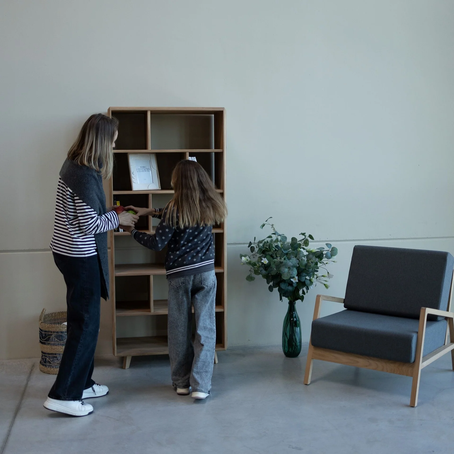 Bibliothèque en bois massif Suède 1 – NordicStory - Image 10