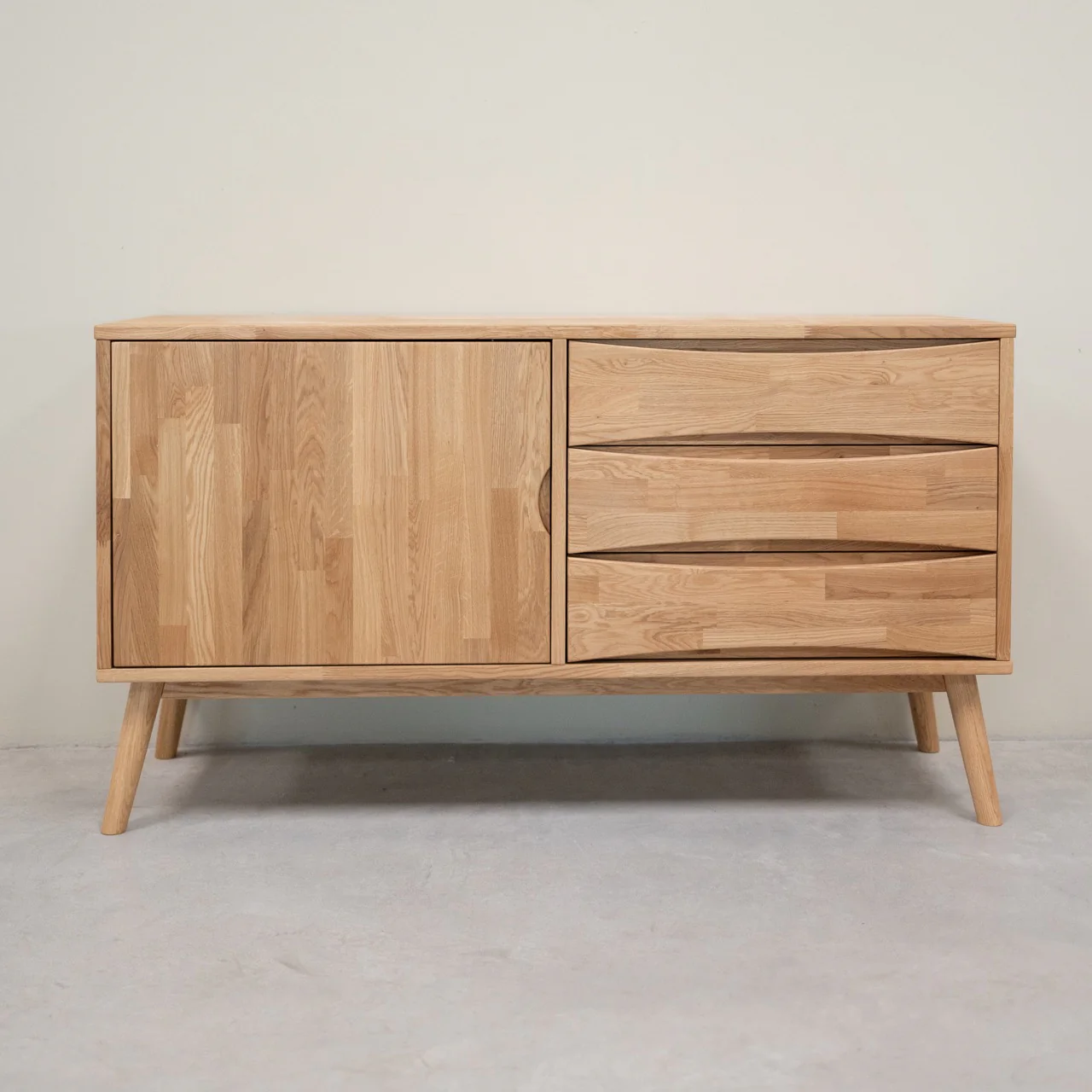 Buffet commode en bois massif de chêne Malmo 1 – NordicStory - Image 4