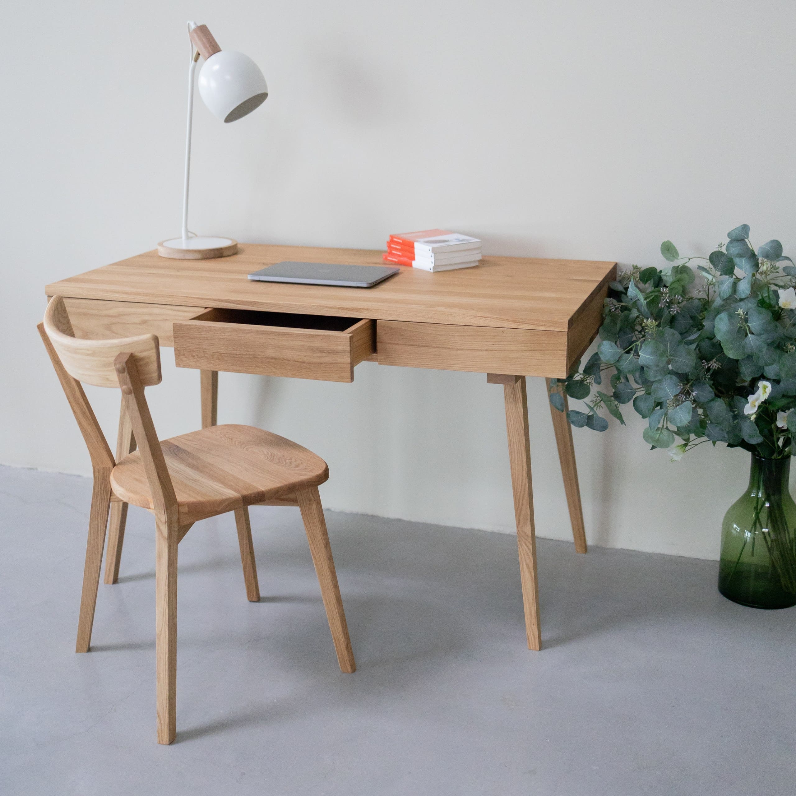 Bureau en bois massif de chêne Malmo 1 - NordicStory - Image 3