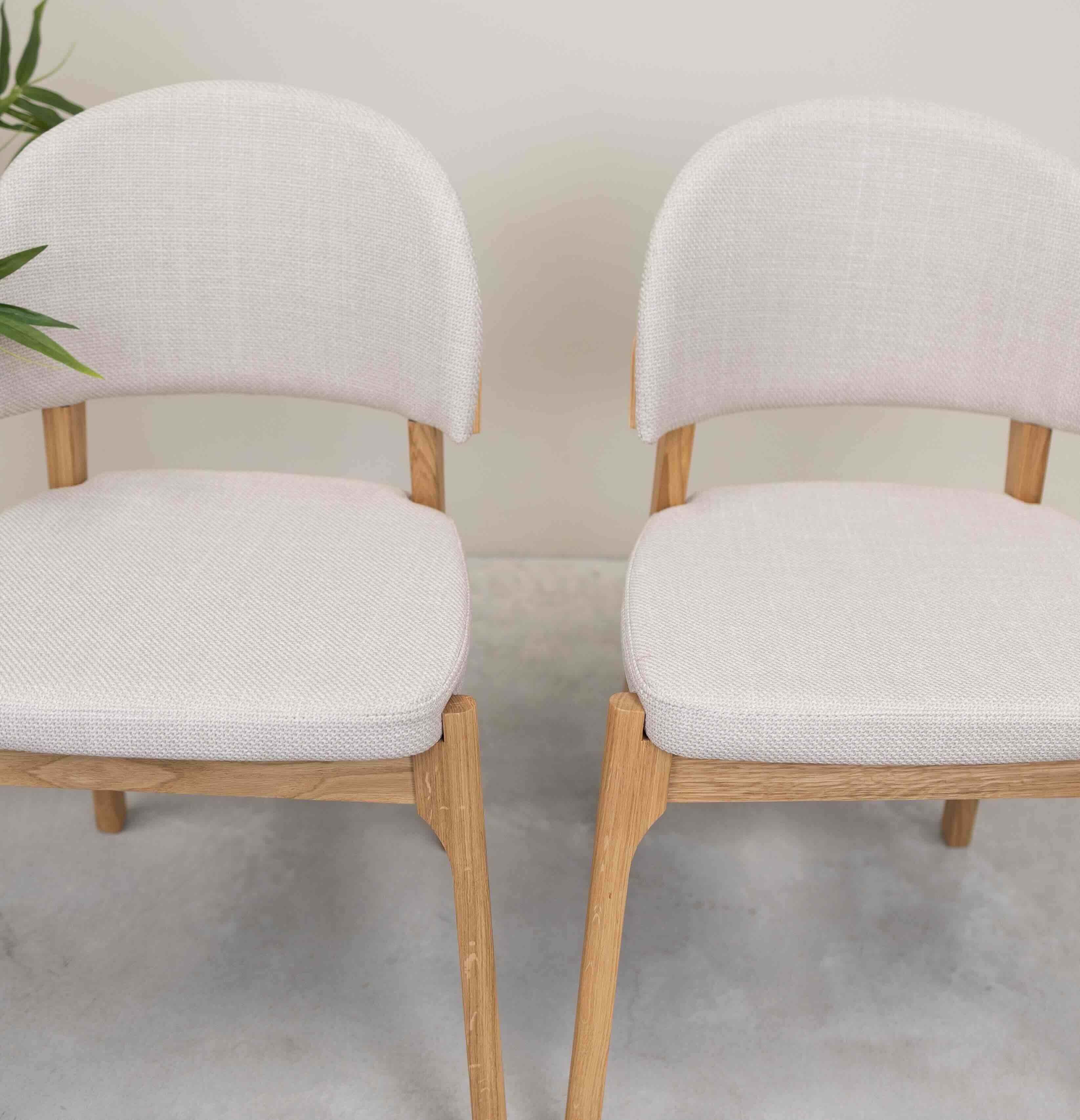 Chaise en bois massif de chêne Astrid, revêtement - Lot de 2 ou 4 chaises - NordicStory - Image 3