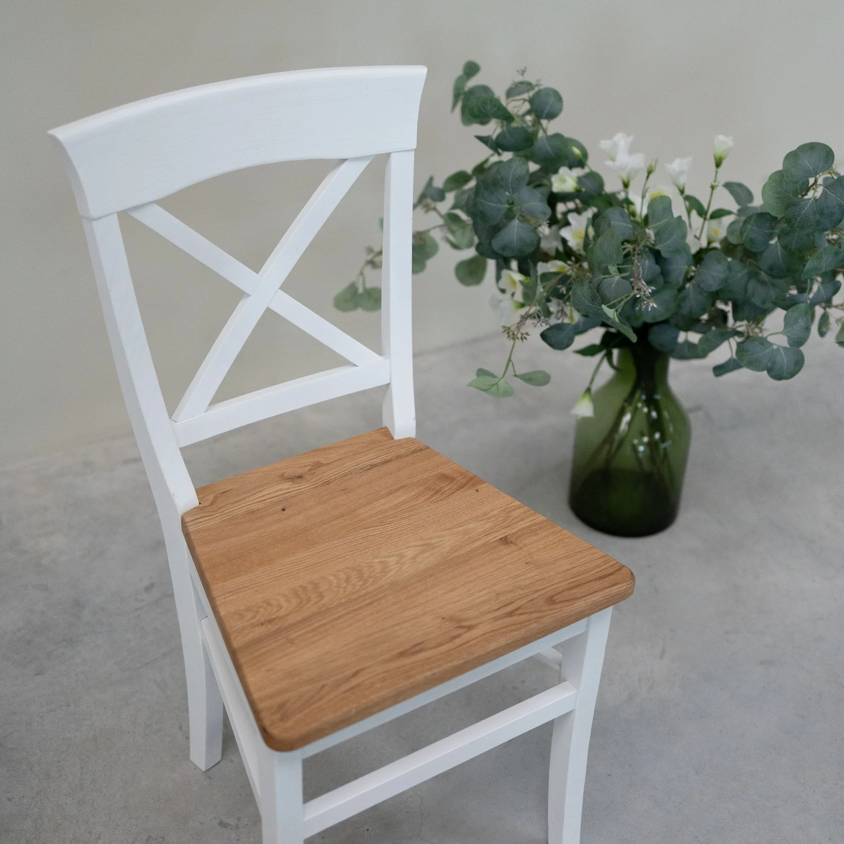 Chaise en bois massif Lausanne - Lot de 2 ou 4 - NordicStory - Image 7