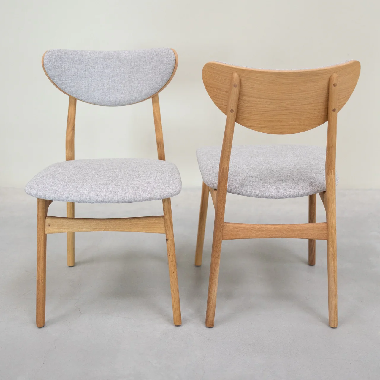 Chaise en bois massif de chêne Maxwell, revêtement - Lot de 2 ou 4 chaises - NordicStory