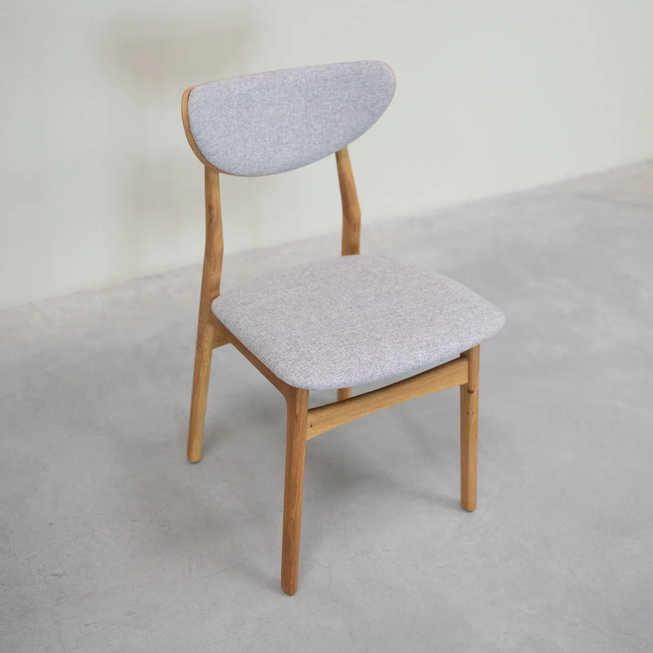 Chaise en bois massif de chêne Maxwell, revêtement - Lot de 2 ou 4 chaises - NordicStory - Image 4