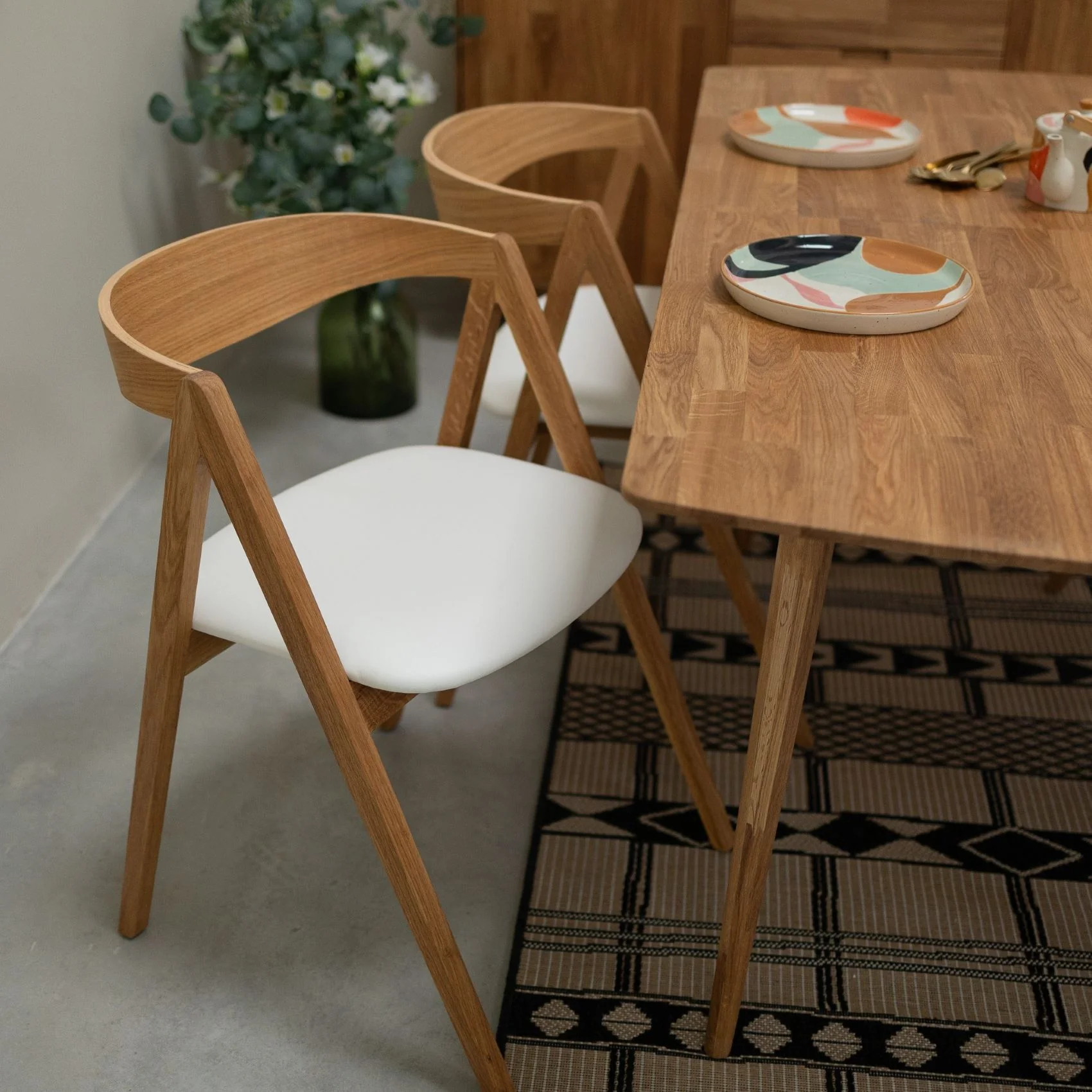 Chaise en bois massif de chêne naturel Oscar, revêtement - Lot de 2 ou de 4 chaises - NordicStory - Image 24