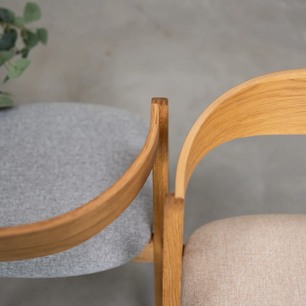 Chaise en bois massif de chêne naturel Oscar, revêtement - Lot de 2 ou de 4 chaises - NordicStory - Image 6