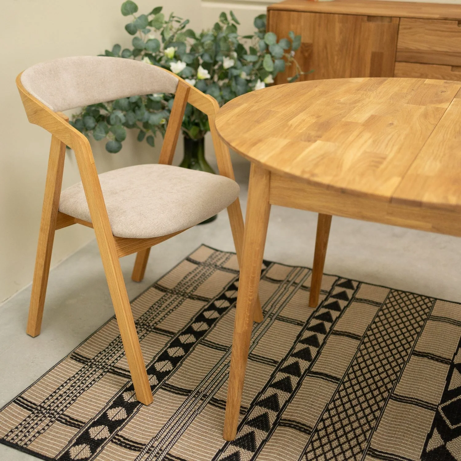 Chaise en bois massif de chêne Knut, revêtement Beige/Gris Anthracite - Lot de 2 ou de 4 chaises - NordicStory - Image 8