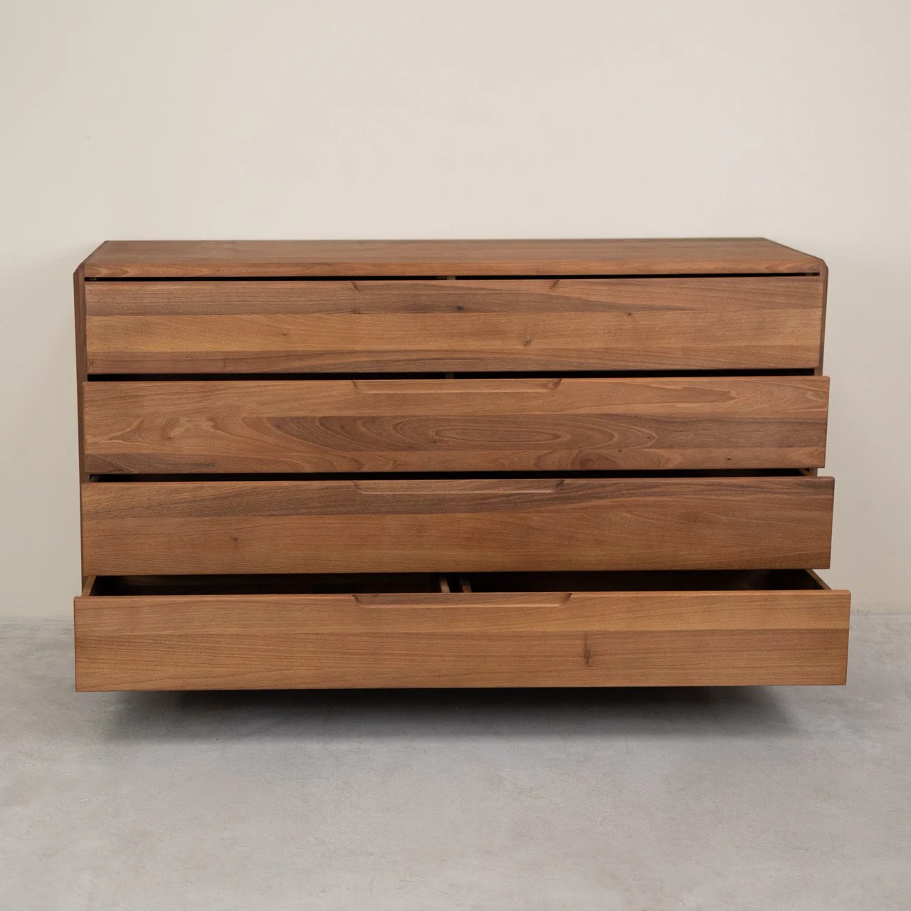 Commode en bois massif Suède 4.2 – NordicStory - Image 10