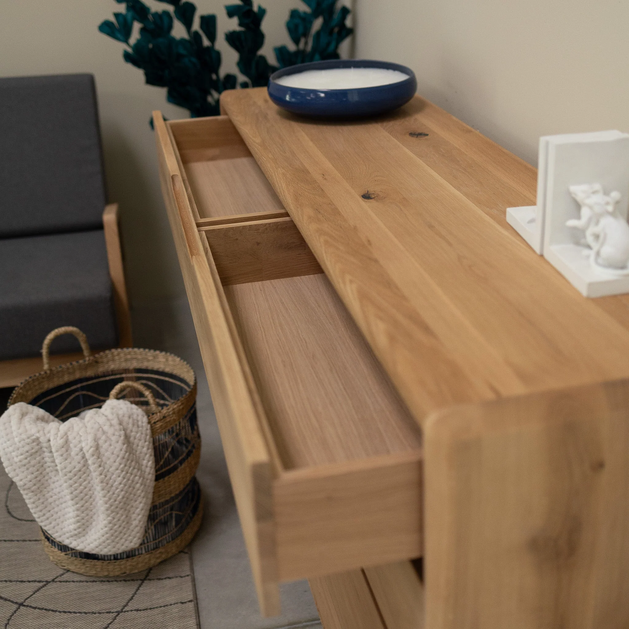 Commode en bois massif Suède 4.2 – NordicStory - Image 6
