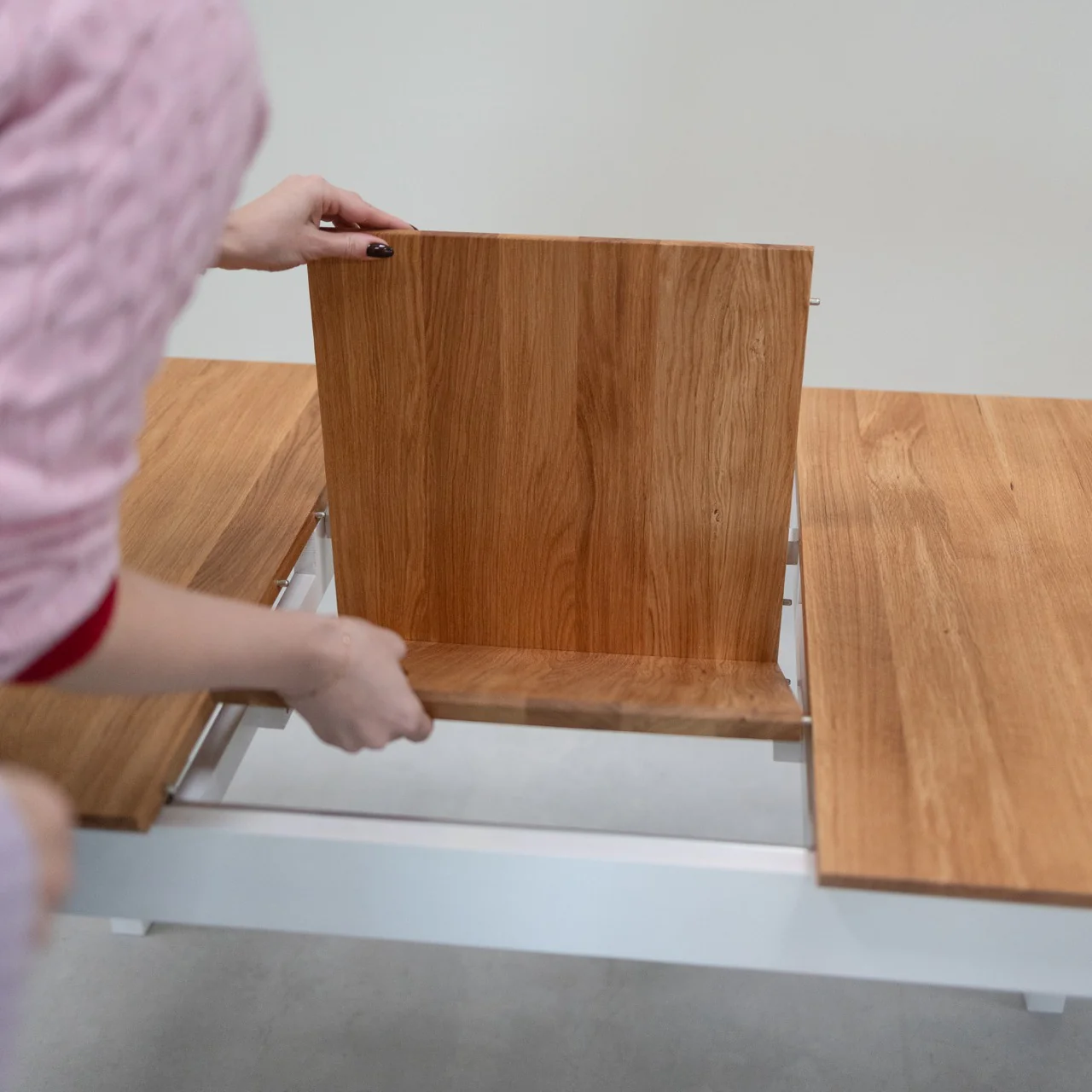 Table à manger extensible en bois massif Lausanne - NordicStory - Image 13