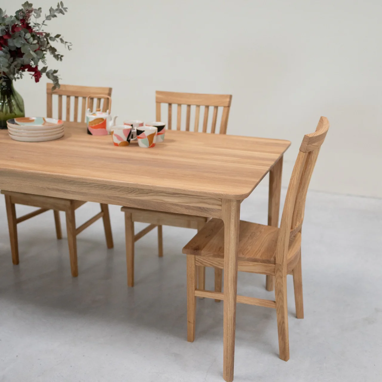 Table à manger rectangulaire extensible en bois massif de chêne Astrid - NordicStory - Image 11