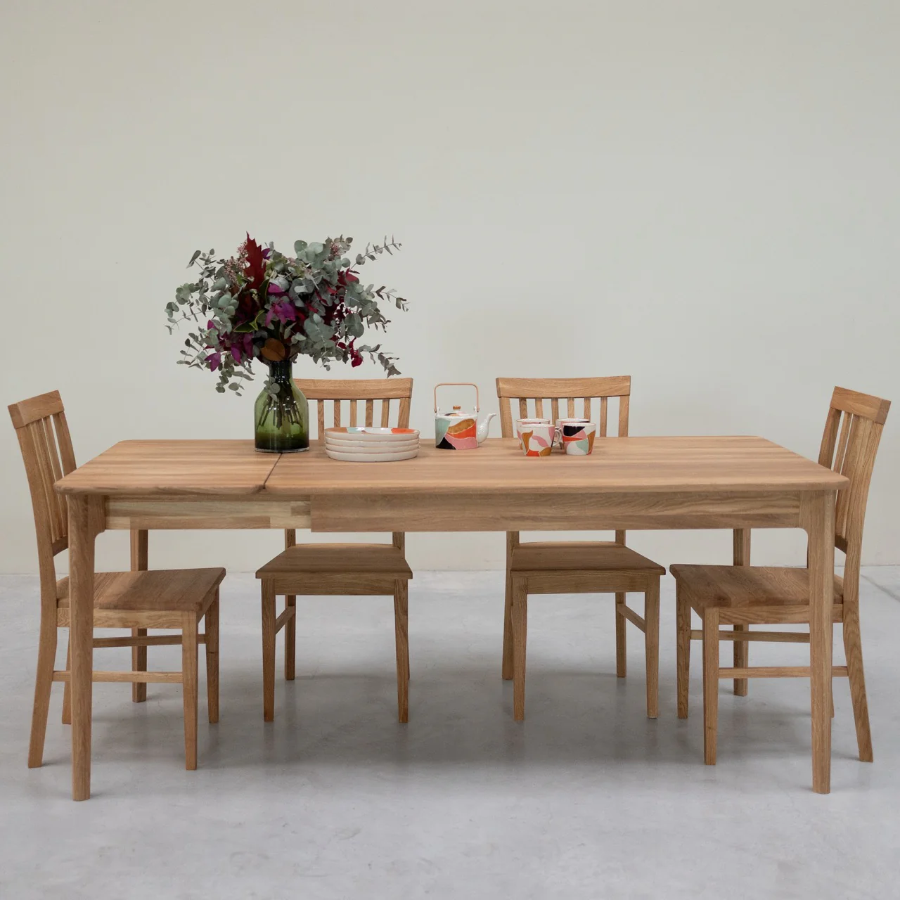 Table à manger rectangulaire extensible en bois massif de chêne Astrid - NordicStory - Image 9