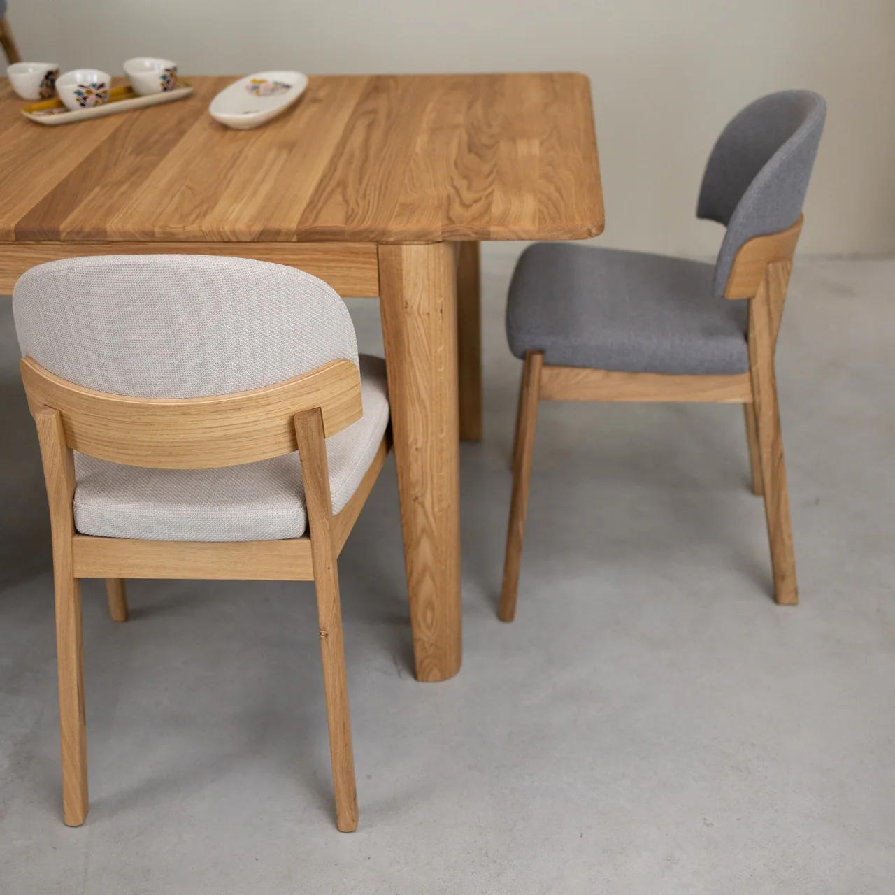 Table à manger rectangulaire extensible en bois massif de chêne Kodama - NordicStory - Image 21