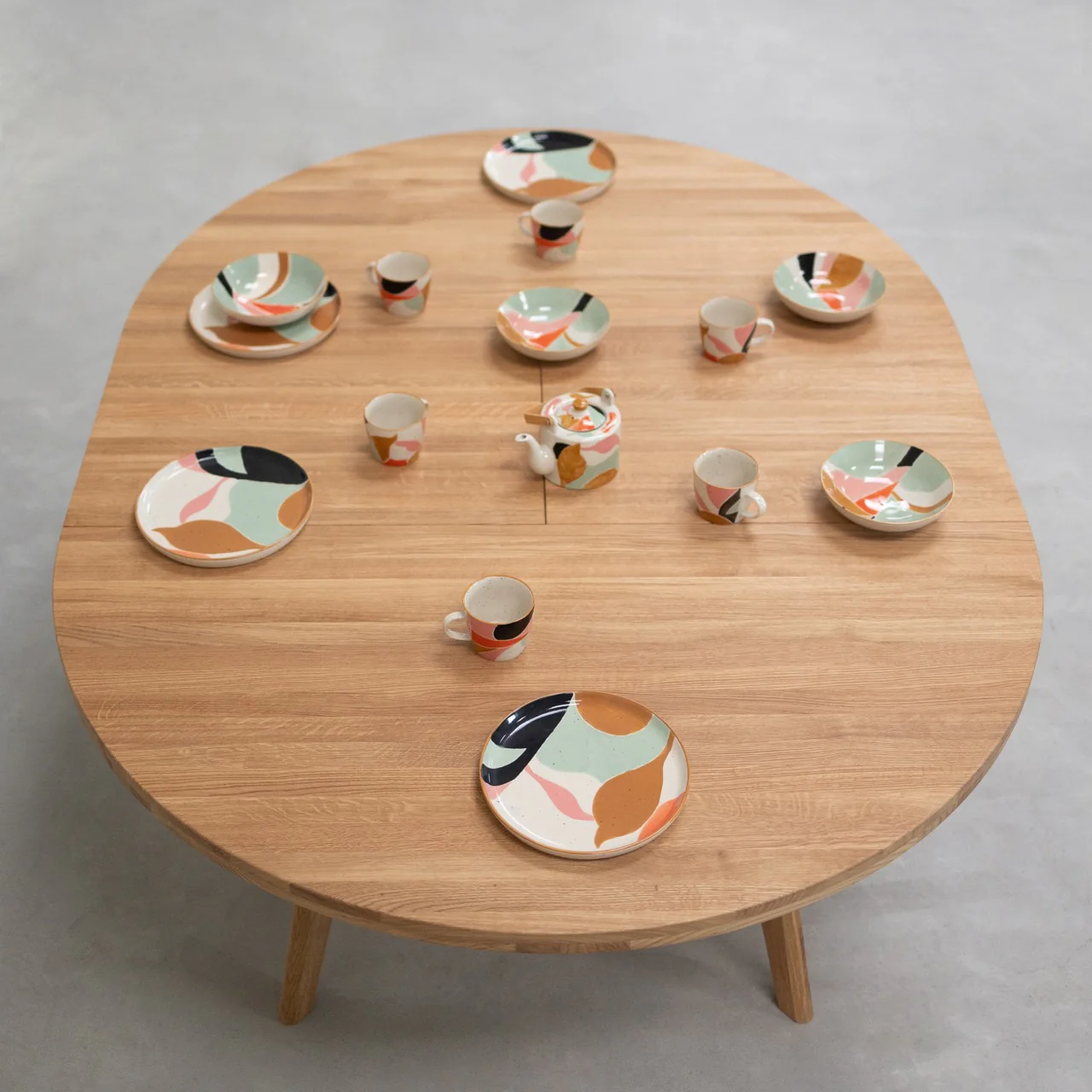 Table à manger ronde extensible en bois massif de chêne Léa - NordicStory - Image 17