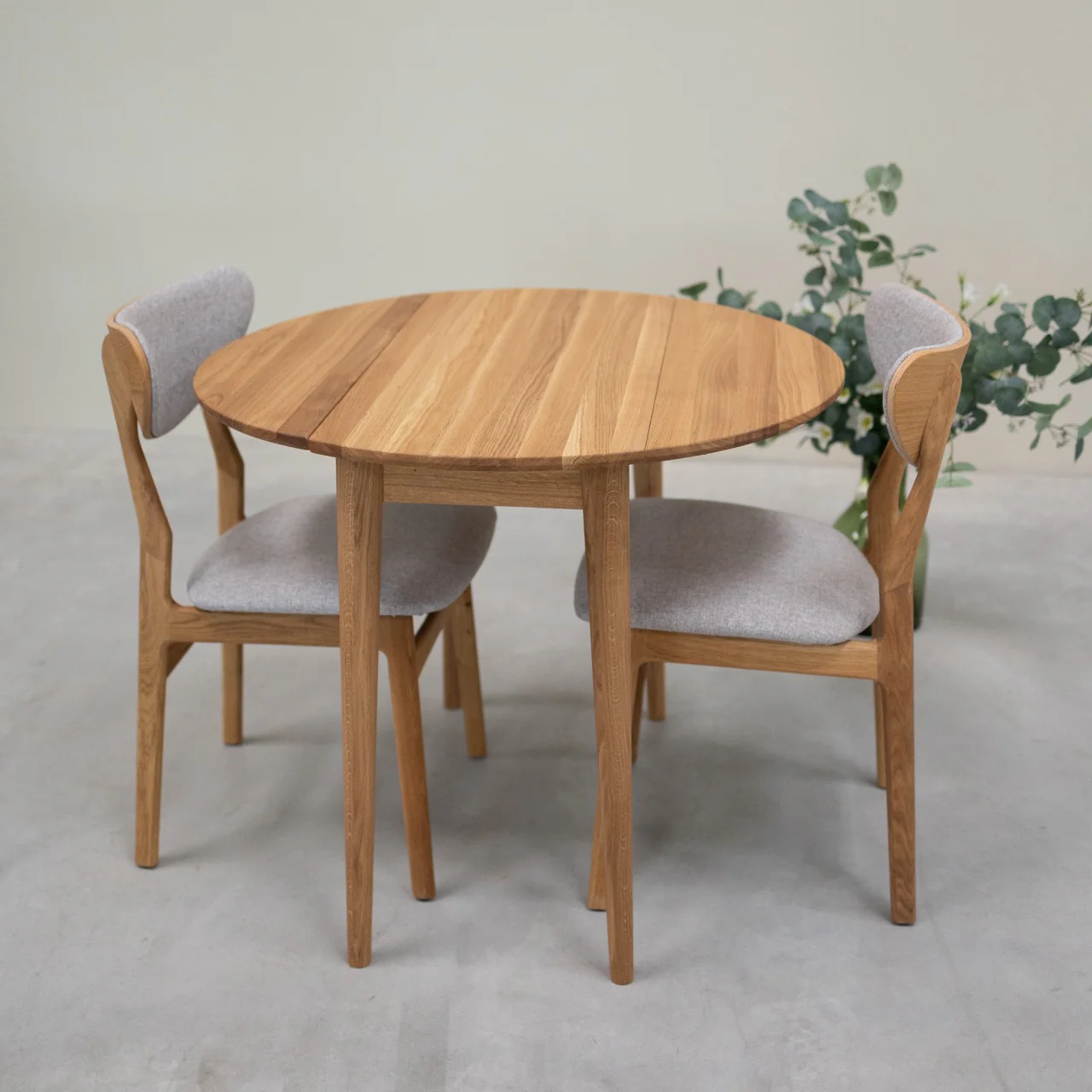 Table à manger ronde extensible en bois massif de chêne Luna - NordicStory - Image 6