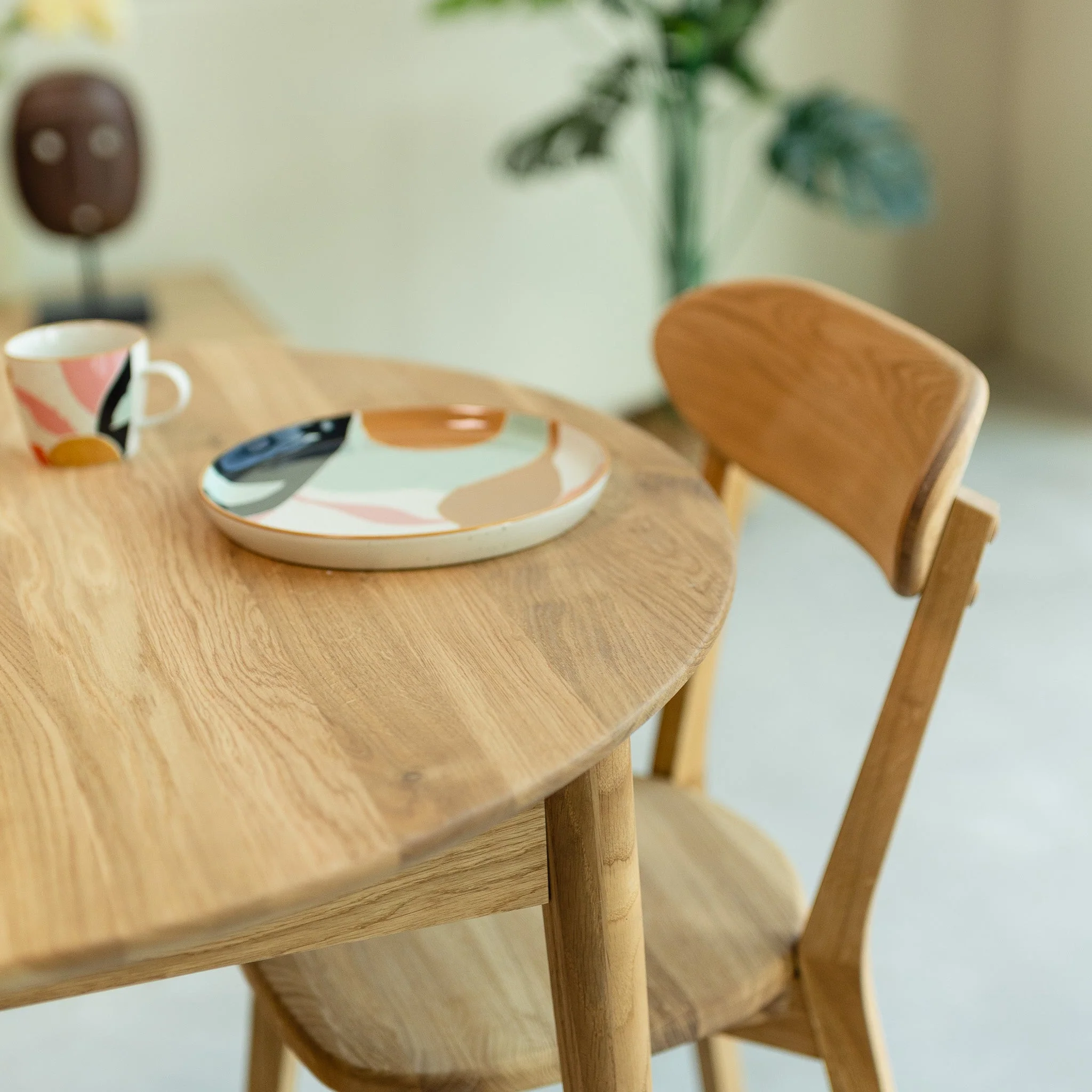 Table à manger ronde extensible en bois massif de chêne Malmo - NordicStory - Image 8